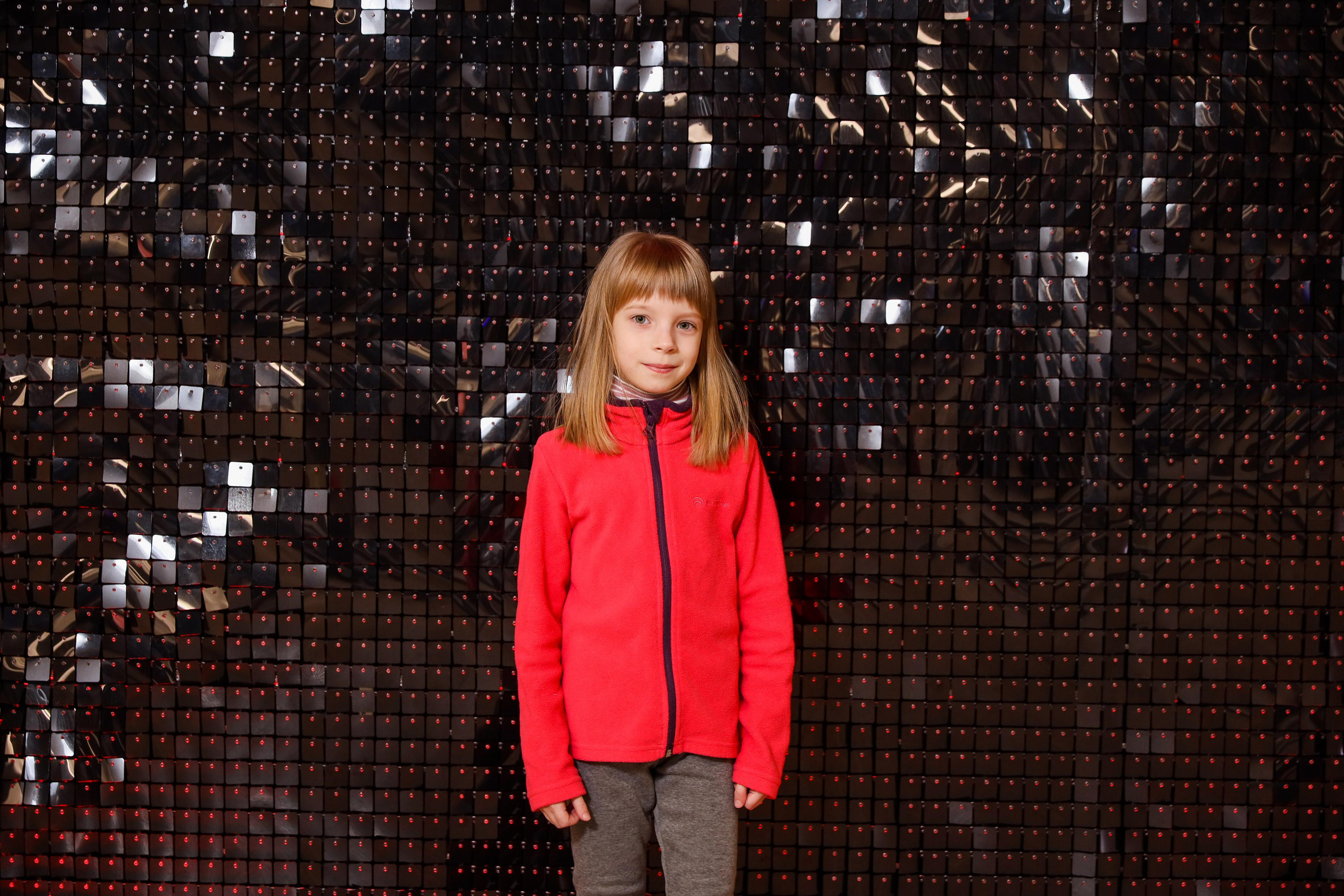 Фотомозаїка на 580 фото для ТРЦ Караван. Аренды интерактивных фотозон в Харькове