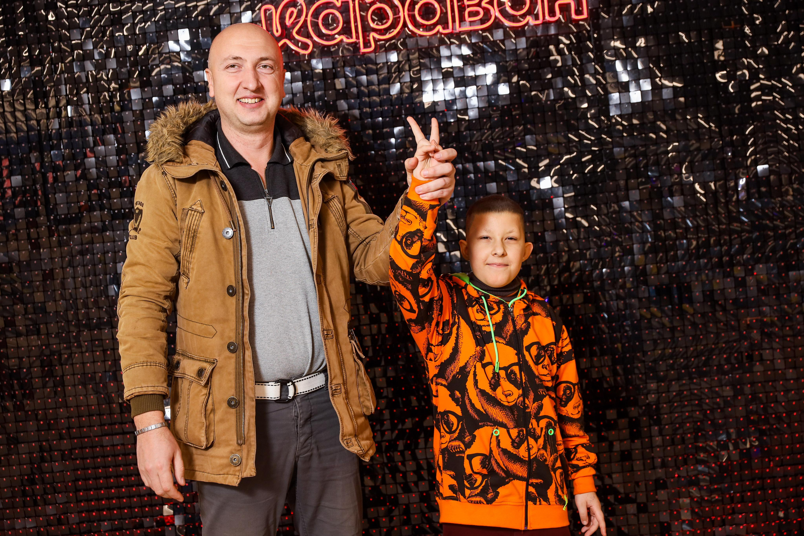 Фотомозаїка на 580 фото для ТРЦ Караван. Аренды интерактивных фотозон в Харькове