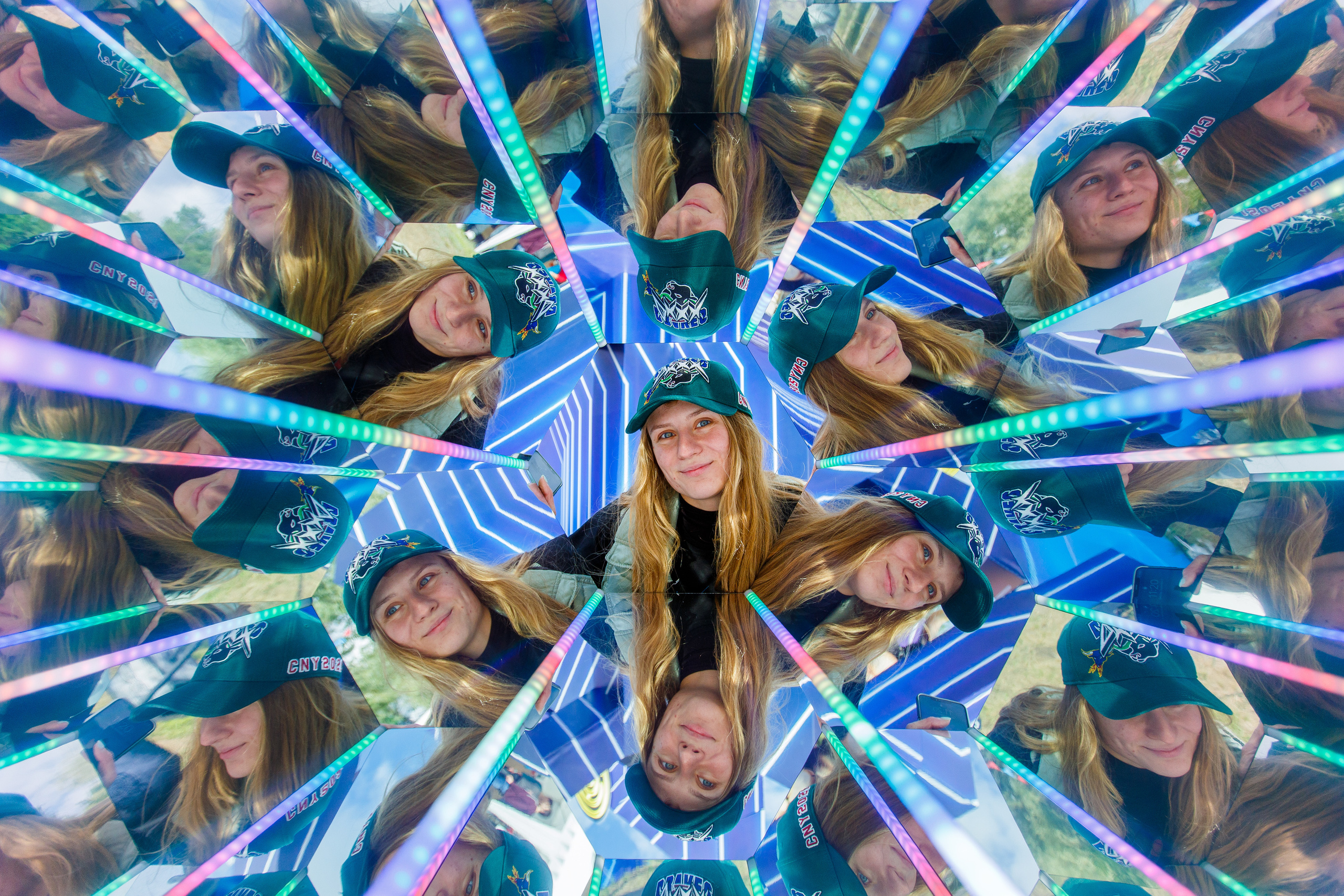 NIX (04.09.2021). Аренды интерактивных фотозон в Харькове