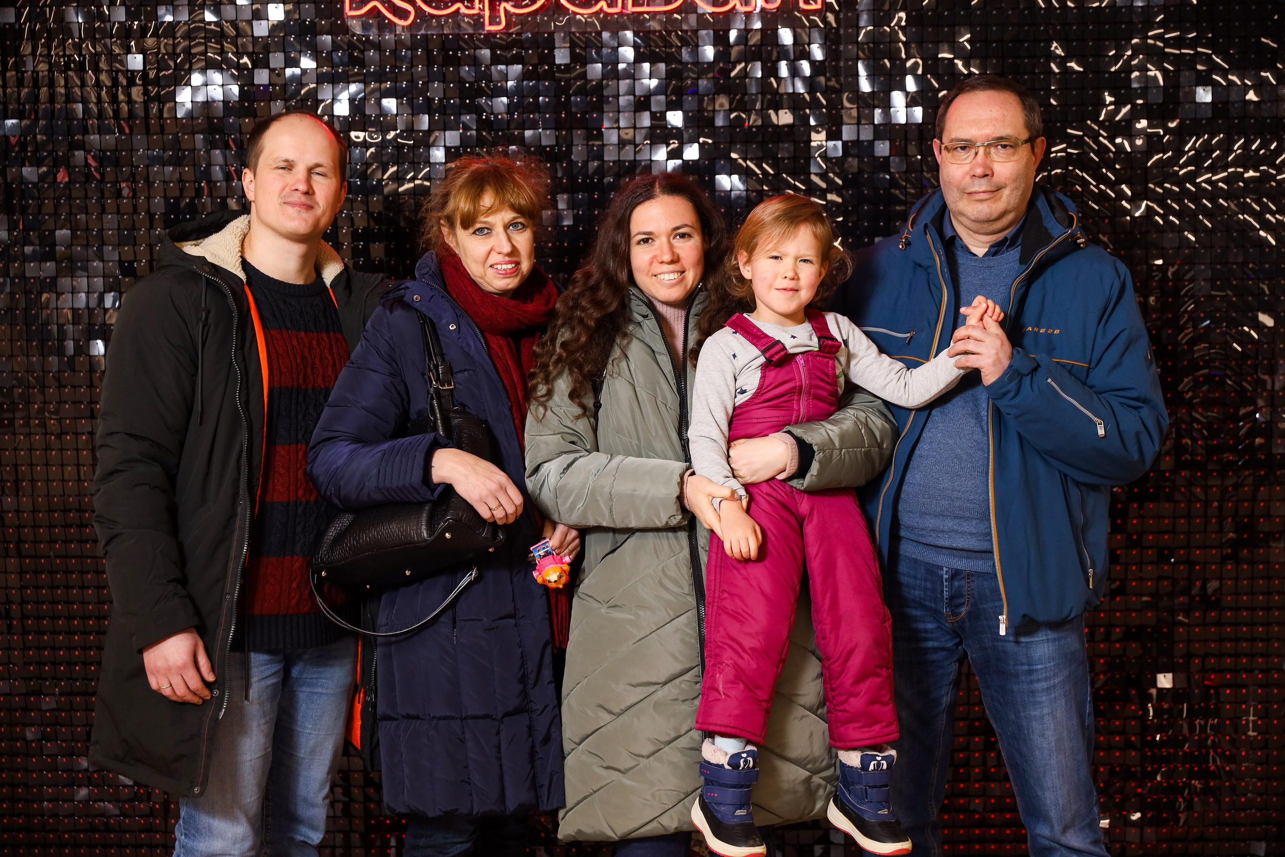 Фотомозаїка на 580 фото для ТРЦ Караван. Аренды интерактивных фотозон в Харькове