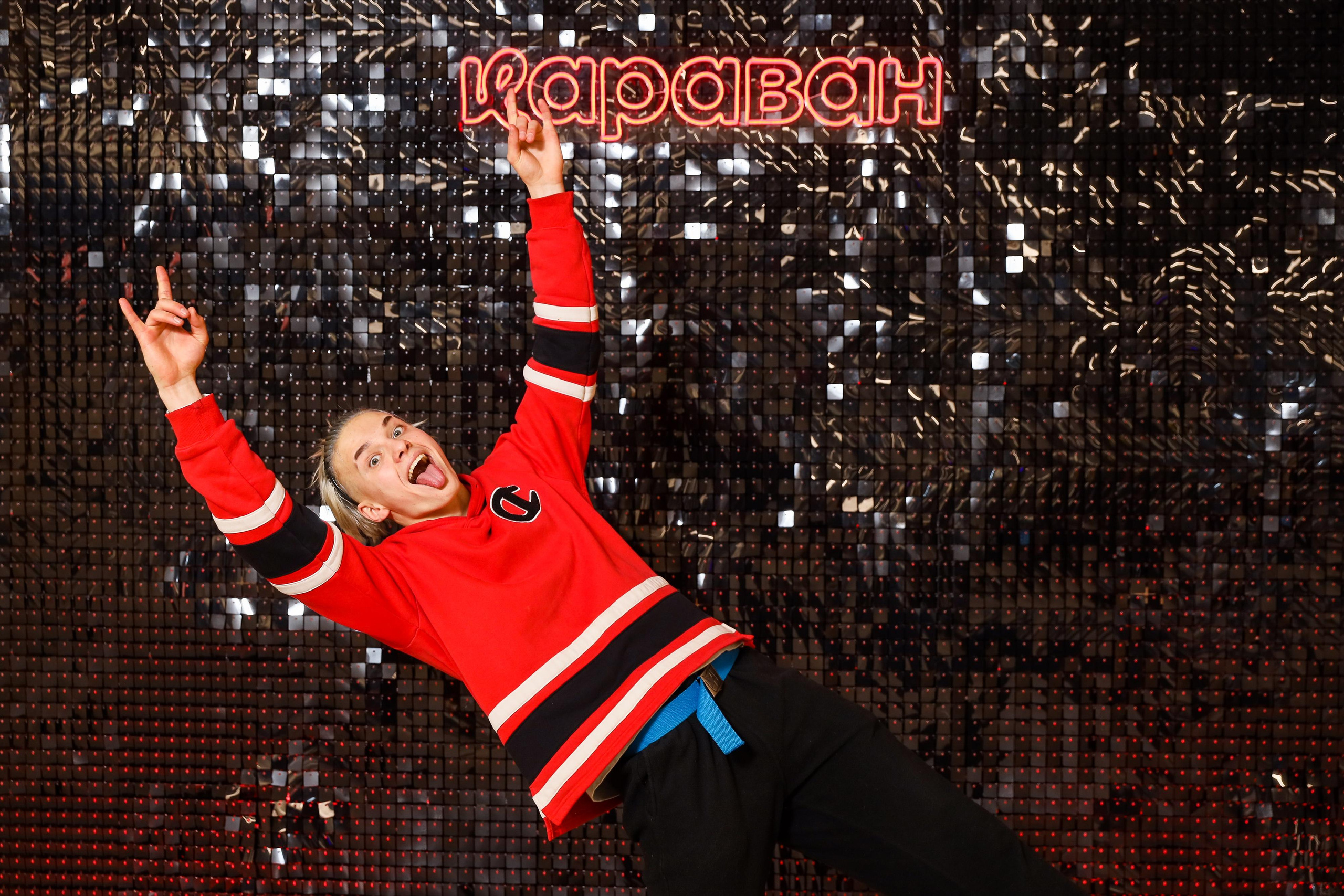 Фотомозаїка на 580 фото для ТРЦ Караван. Аренды интерактивных фотозон в Харькове