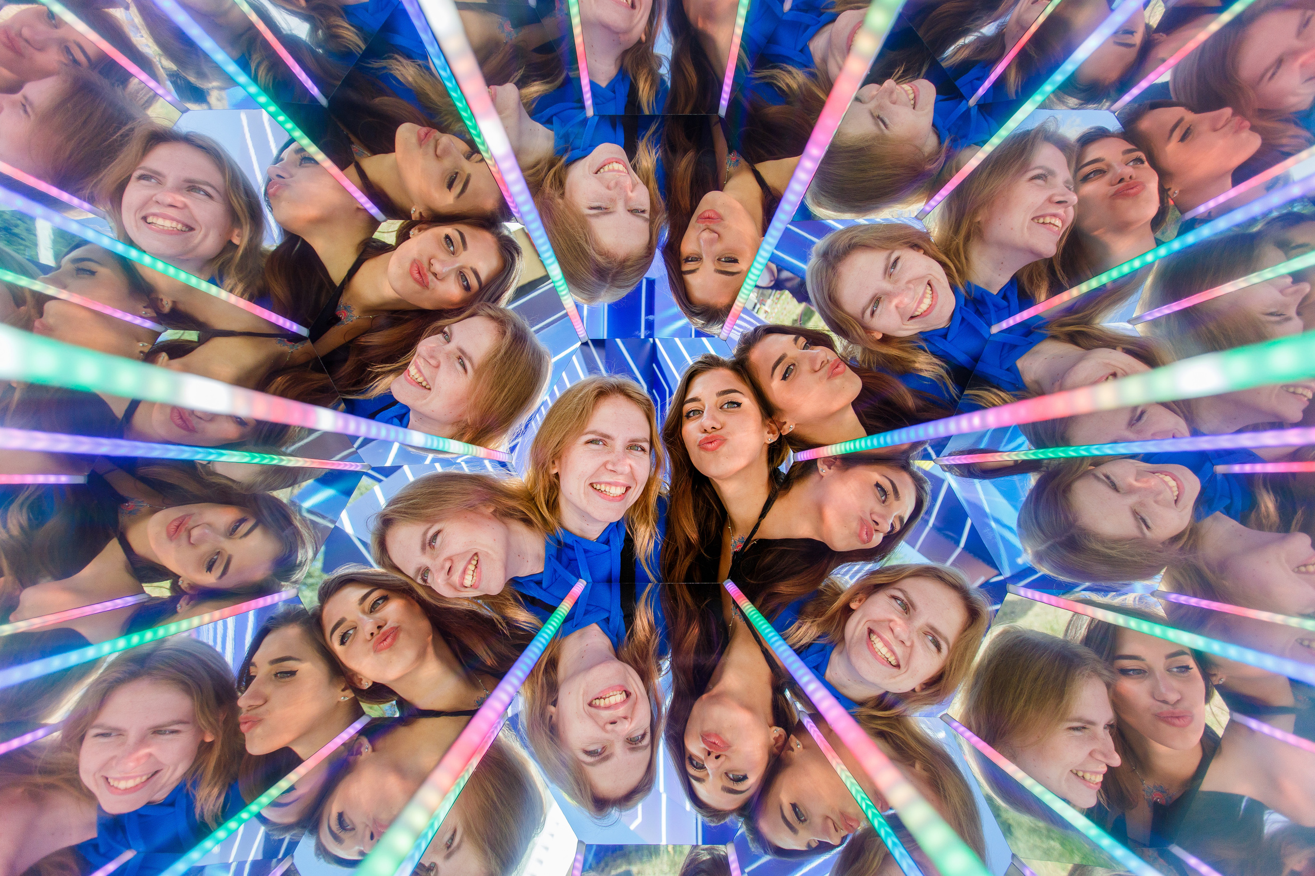 NIX (04.09.2021). Аренды интерактивных фотозон в Харькове