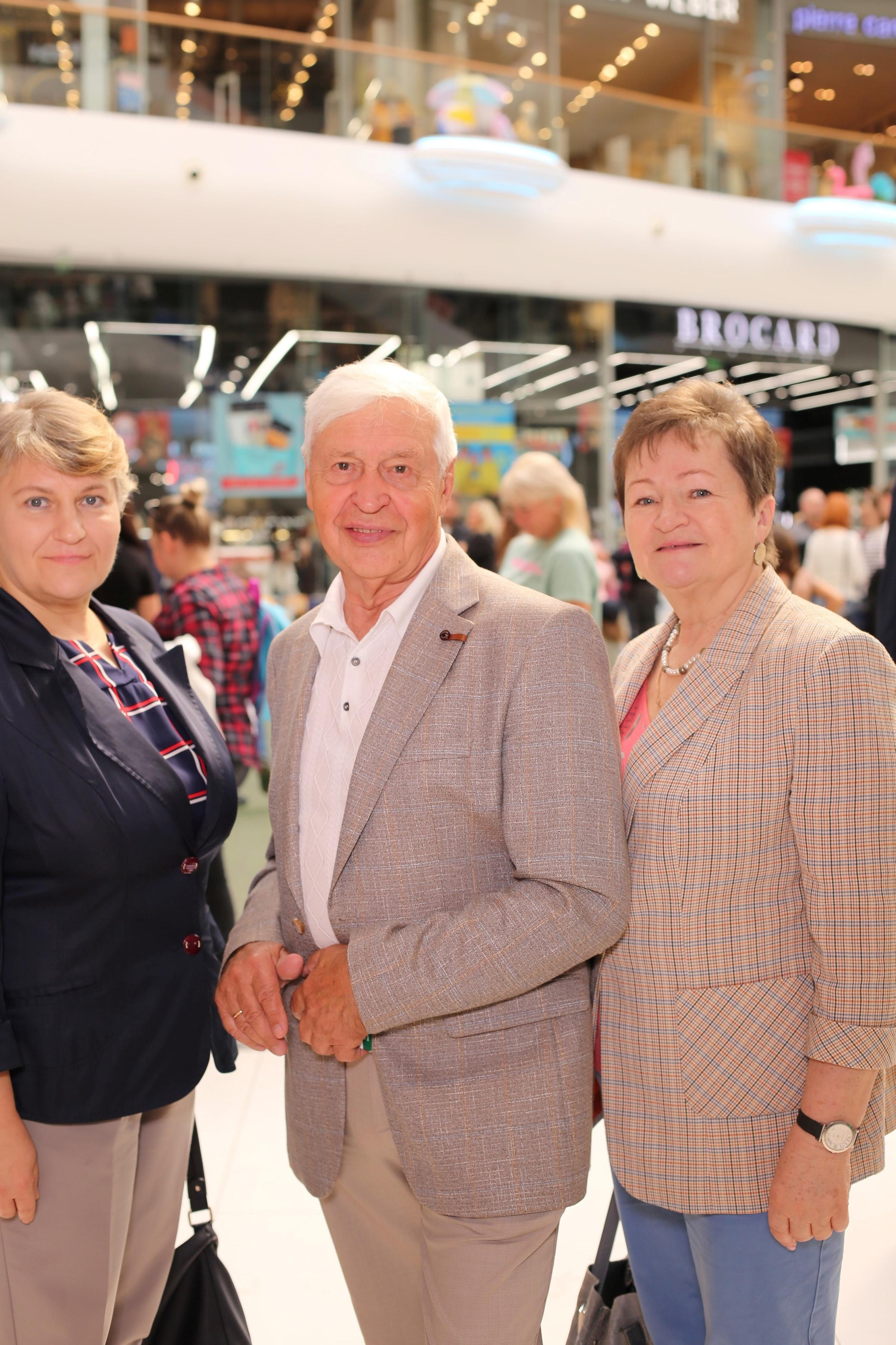 911 для НФАУ. Аренды интерактивных фотозон в Харькове