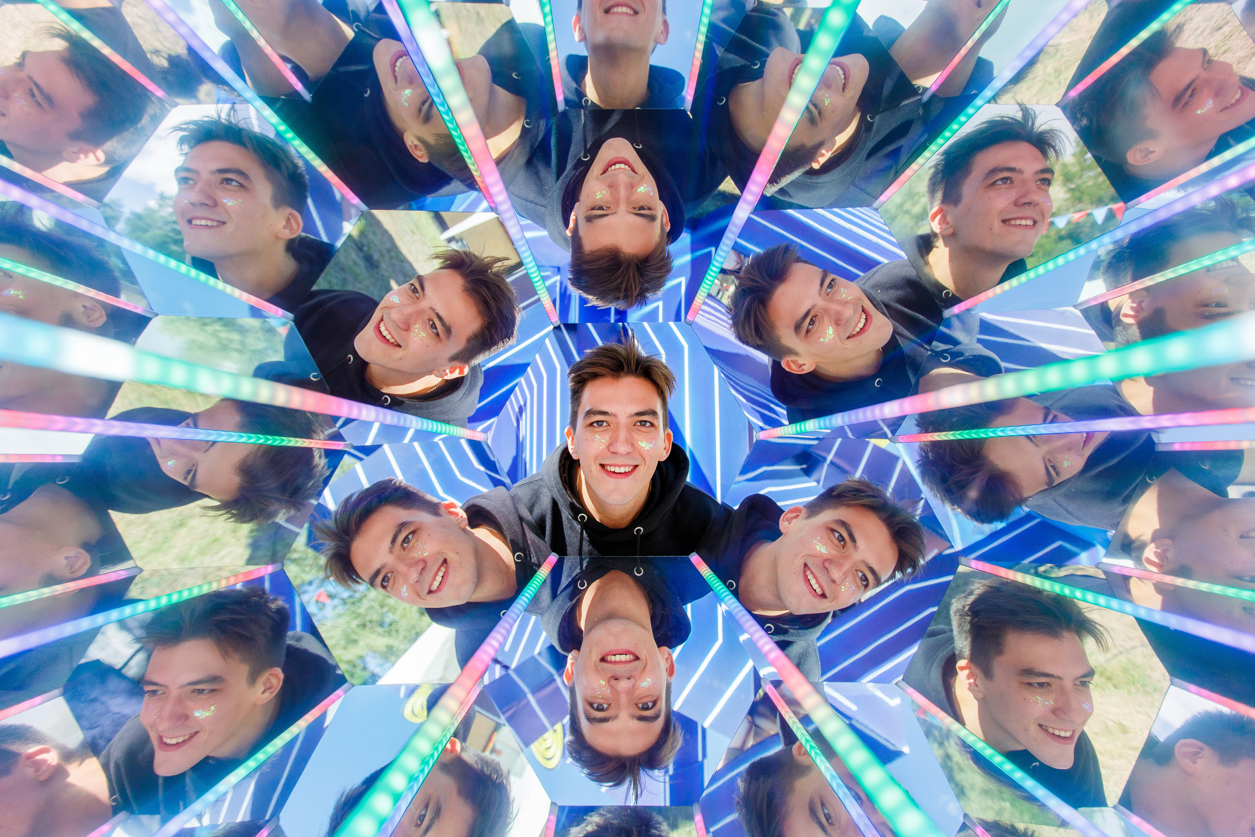 NIX (04.09.2021). Аренды интерактивных фотозон в Харькове