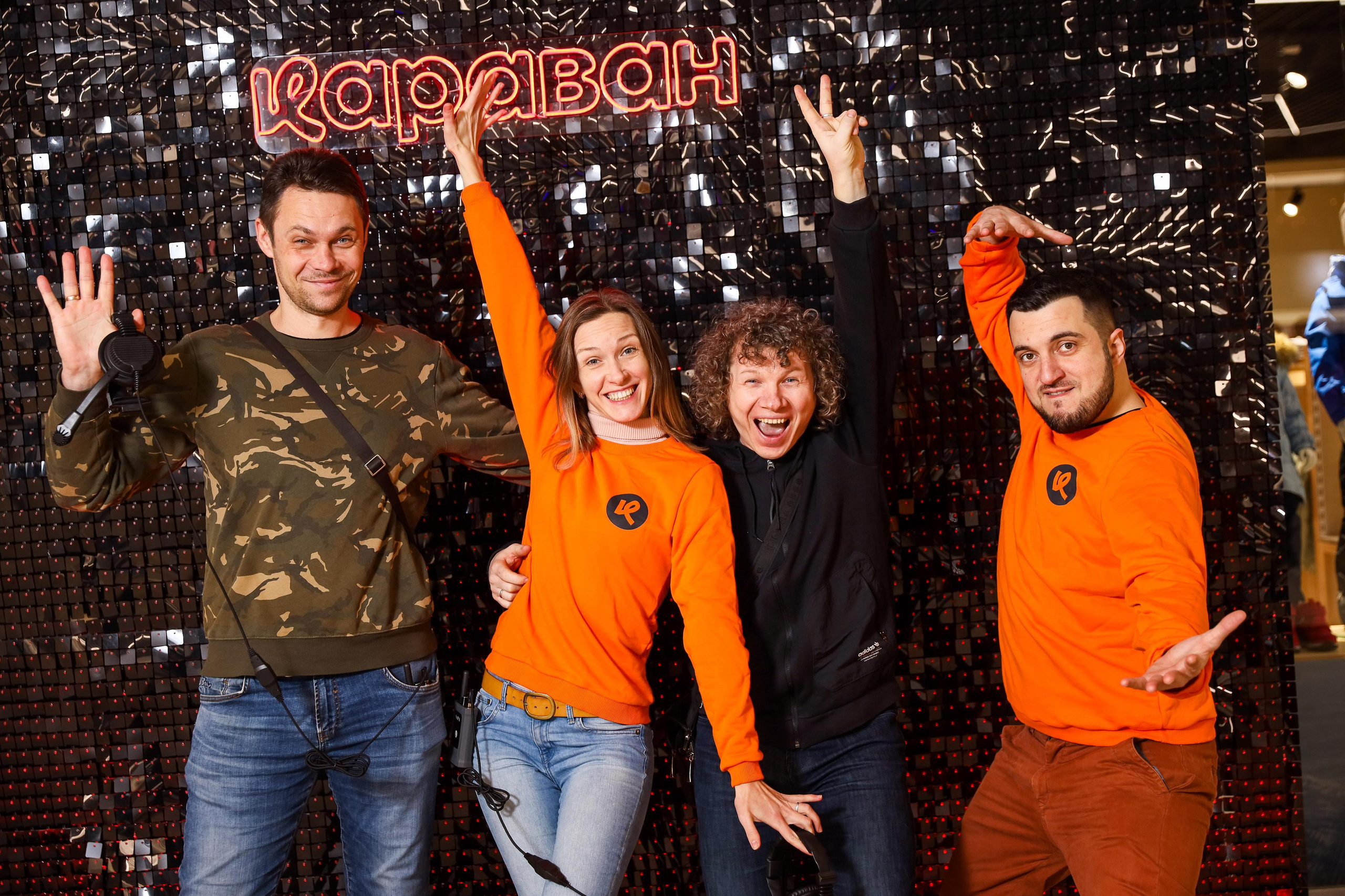 Фотомозаїка на 580 фото для ТРЦ Караван. Аренды интерактивных фотозон в Харькове