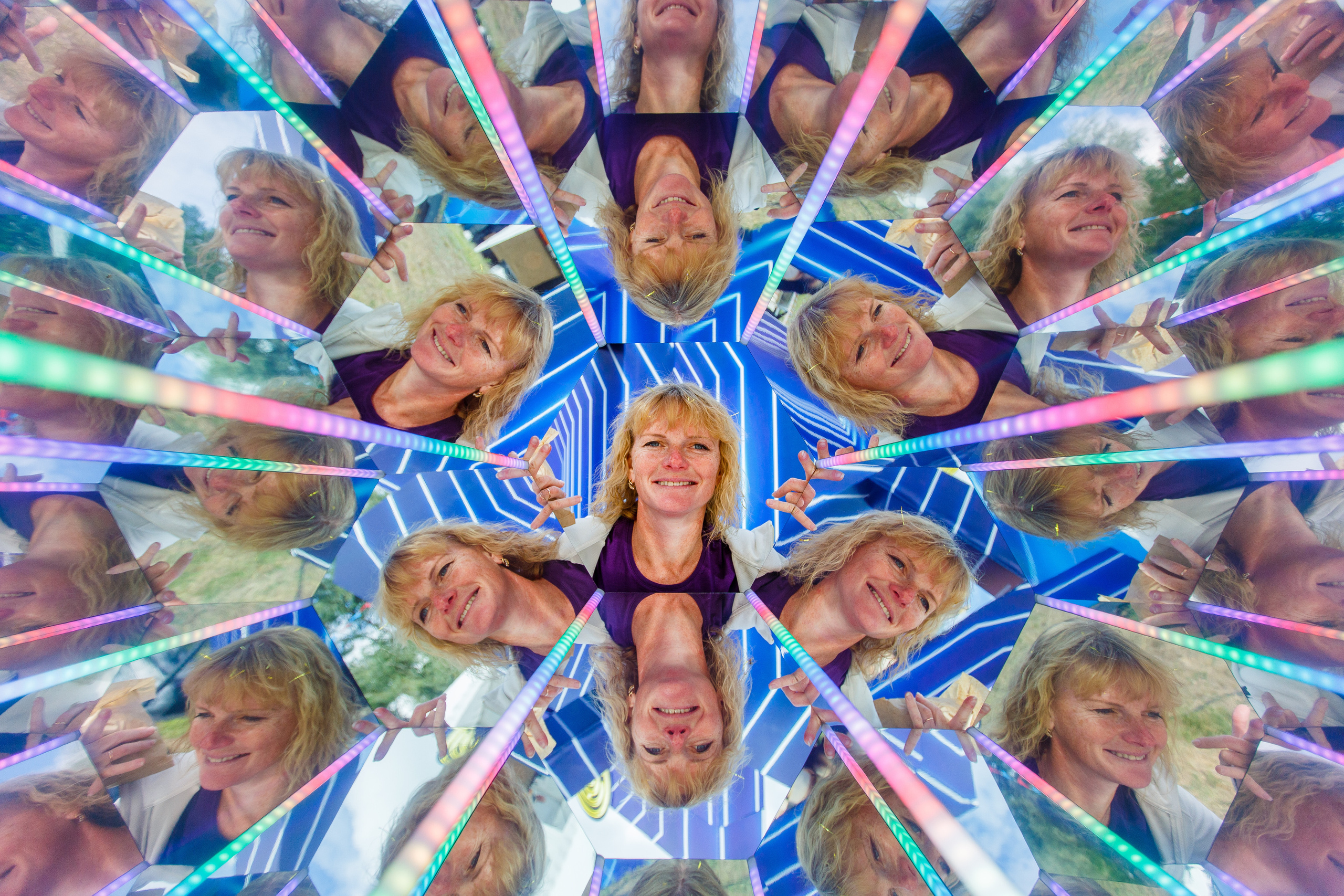 NIX (04.09.2021). Аренды интерактивных фотозон в Харькове