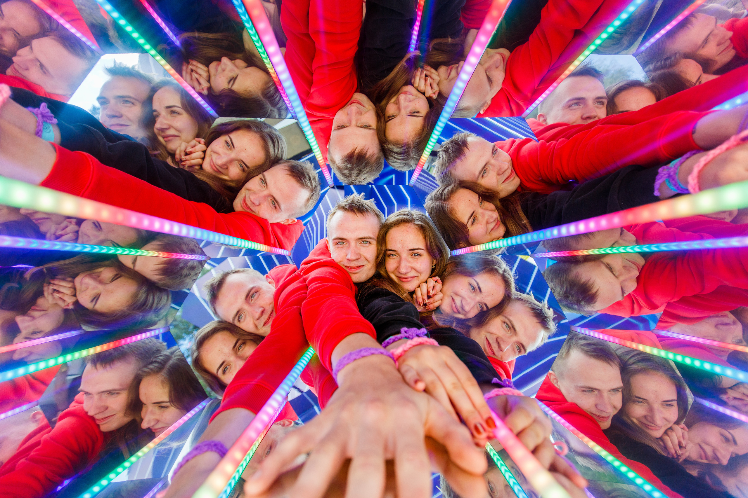 NIX (04.09.2021). Аренды интерактивных фотозон в Харькове