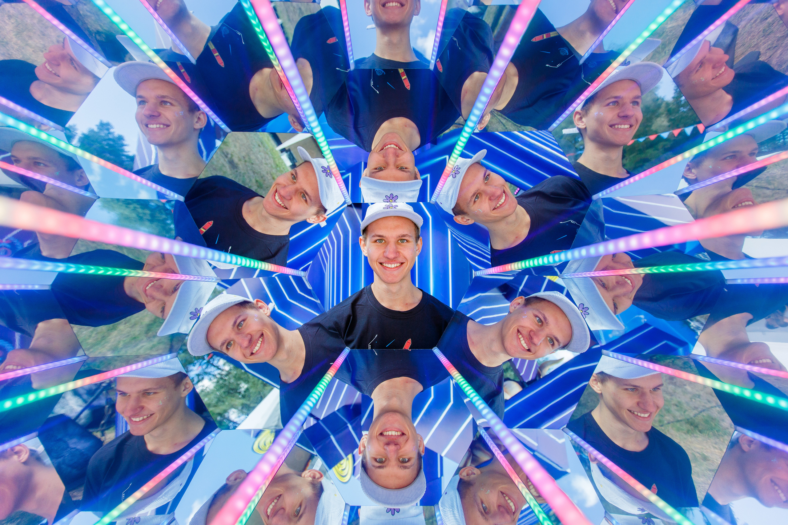 NIX (04.09.2021). Аренды интерактивных фотозон в Харькове