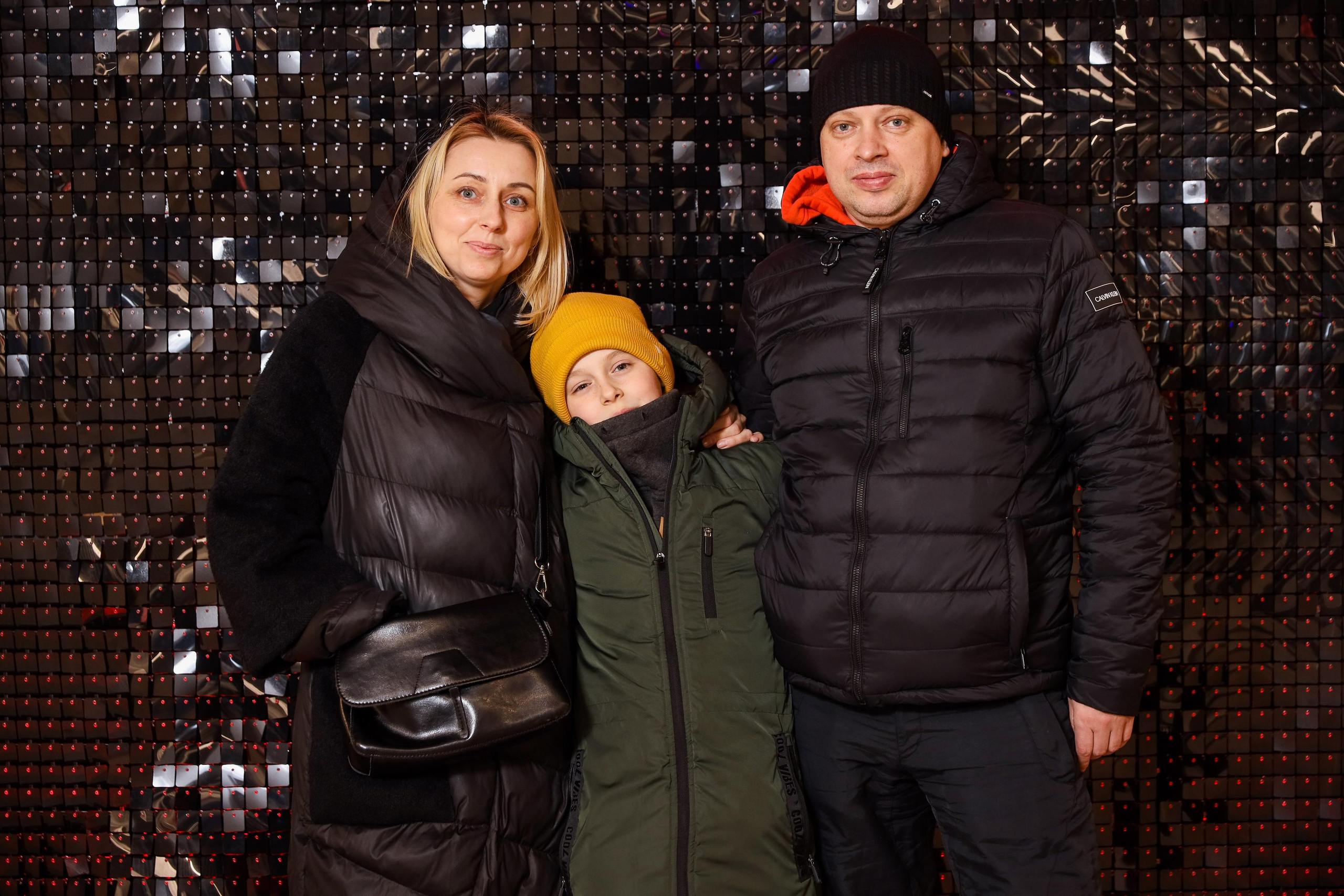 Фотомозаїка на 580 фото для ТРЦ Караван. Аренды интерактивных фотозон в Харькове