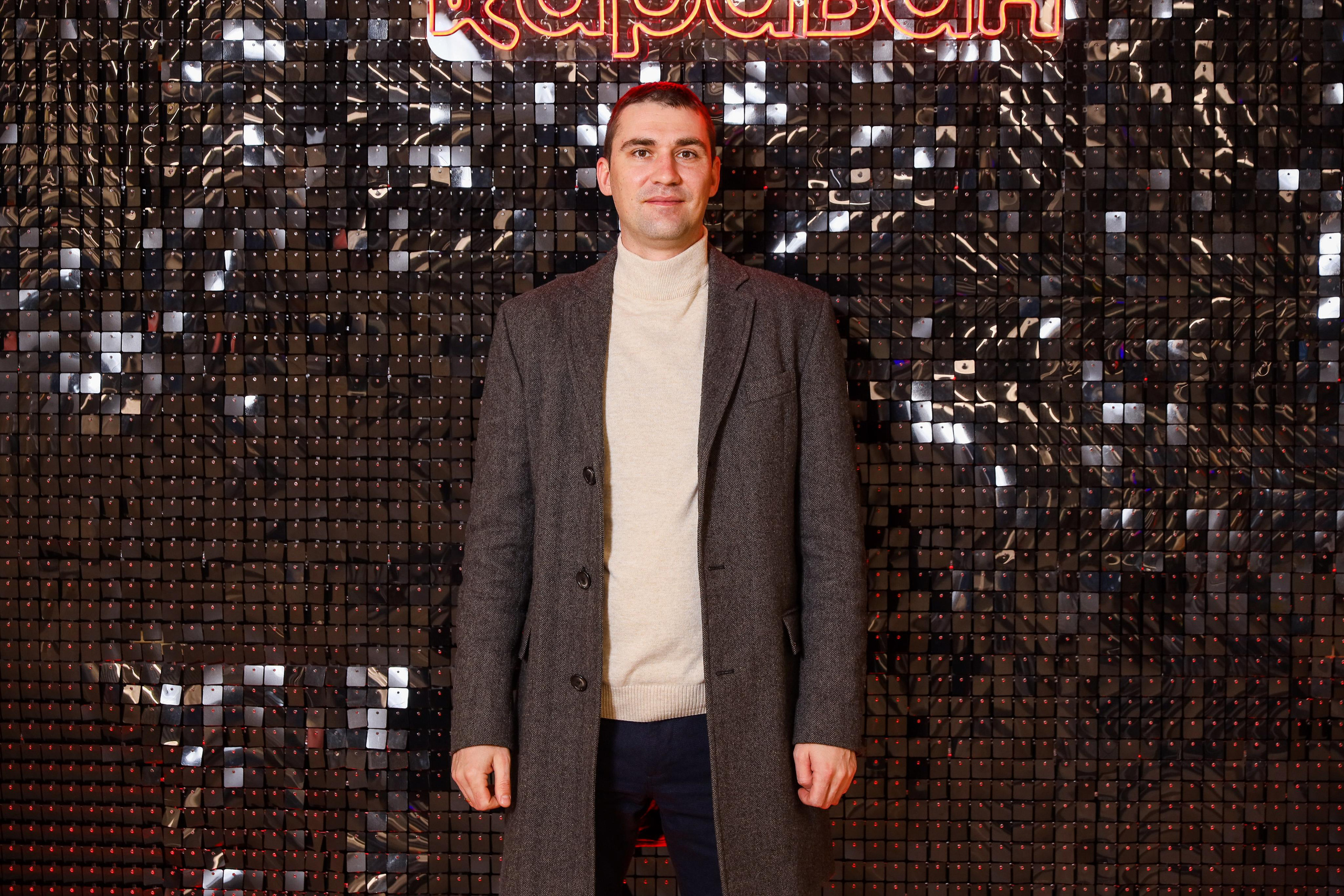 Фотомозаїка на 580 фото для ТРЦ Караван. Аренды интерактивных фотозон в Харькове