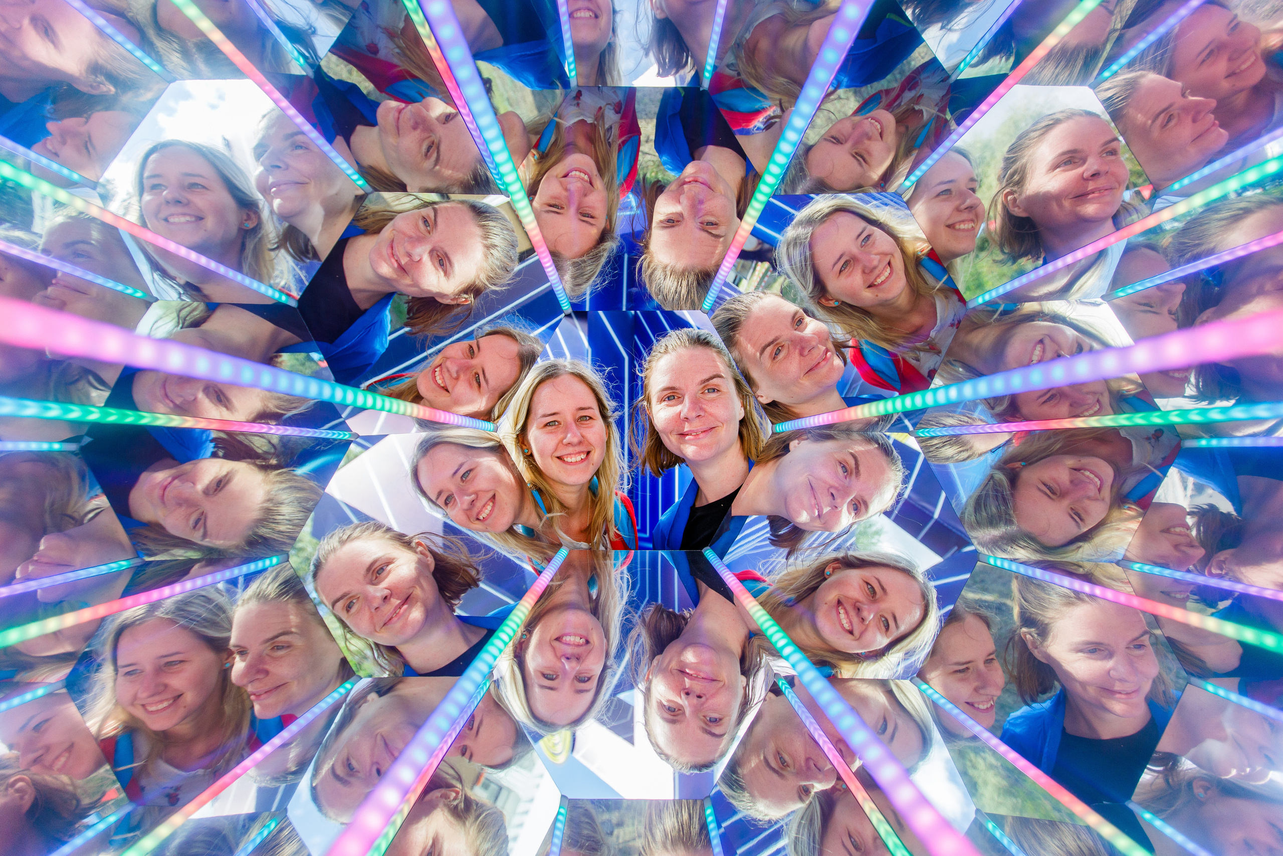 NIX (04.09.2021). Аренды интерактивных фотозон в Харькове