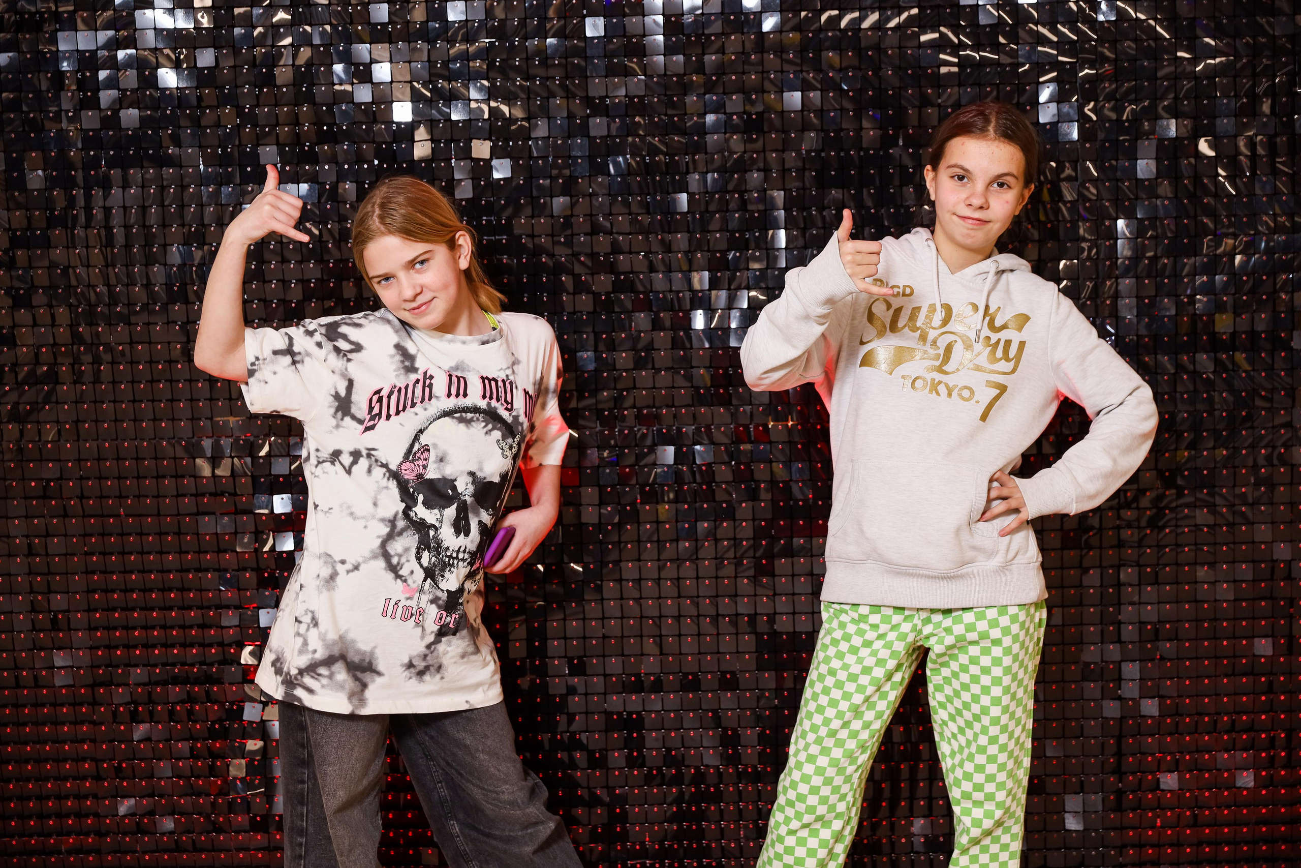 Фотомозаїка на 580 фото для ТРЦ Караван. Аренды интерактивных фотозон в Харькове