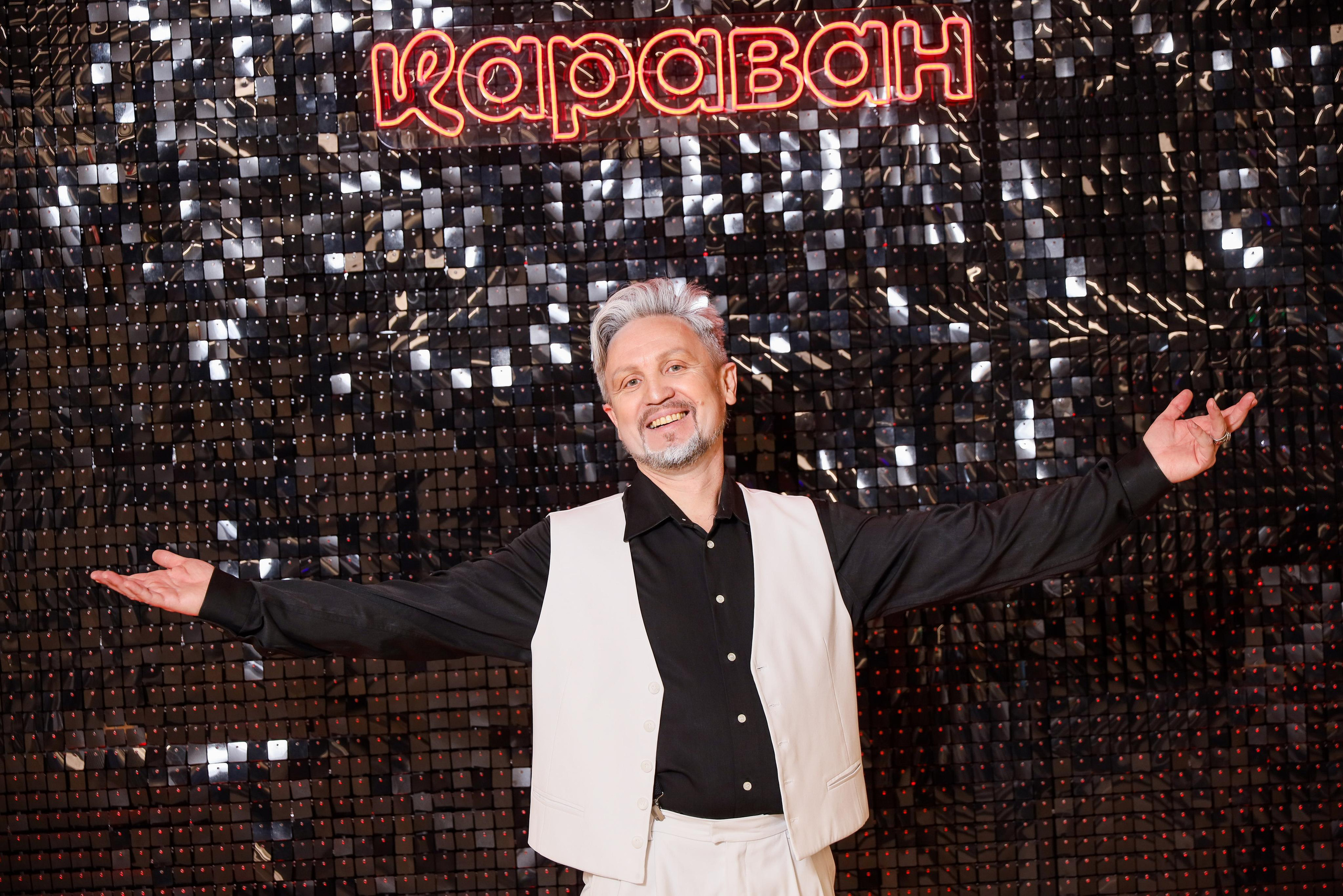 Фотомозаїка на 580 фото для ТРЦ Караван. Аренды интерактивных фотозон в Харькове