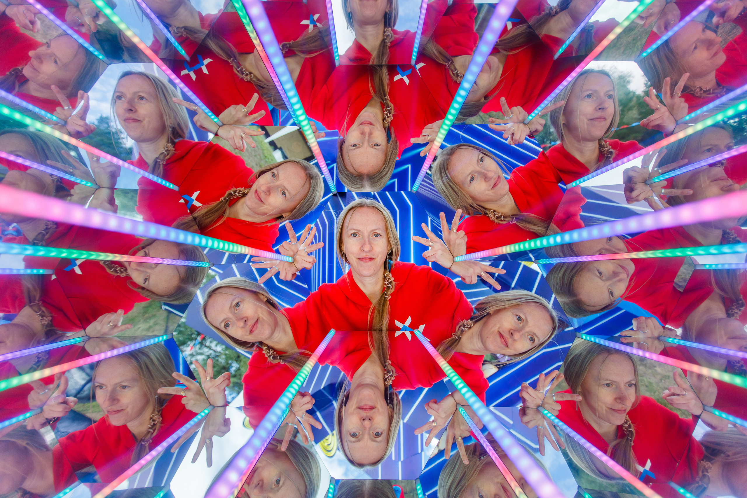 NIX (04.09.2021). Аренды интерактивных фотозон в Харькове