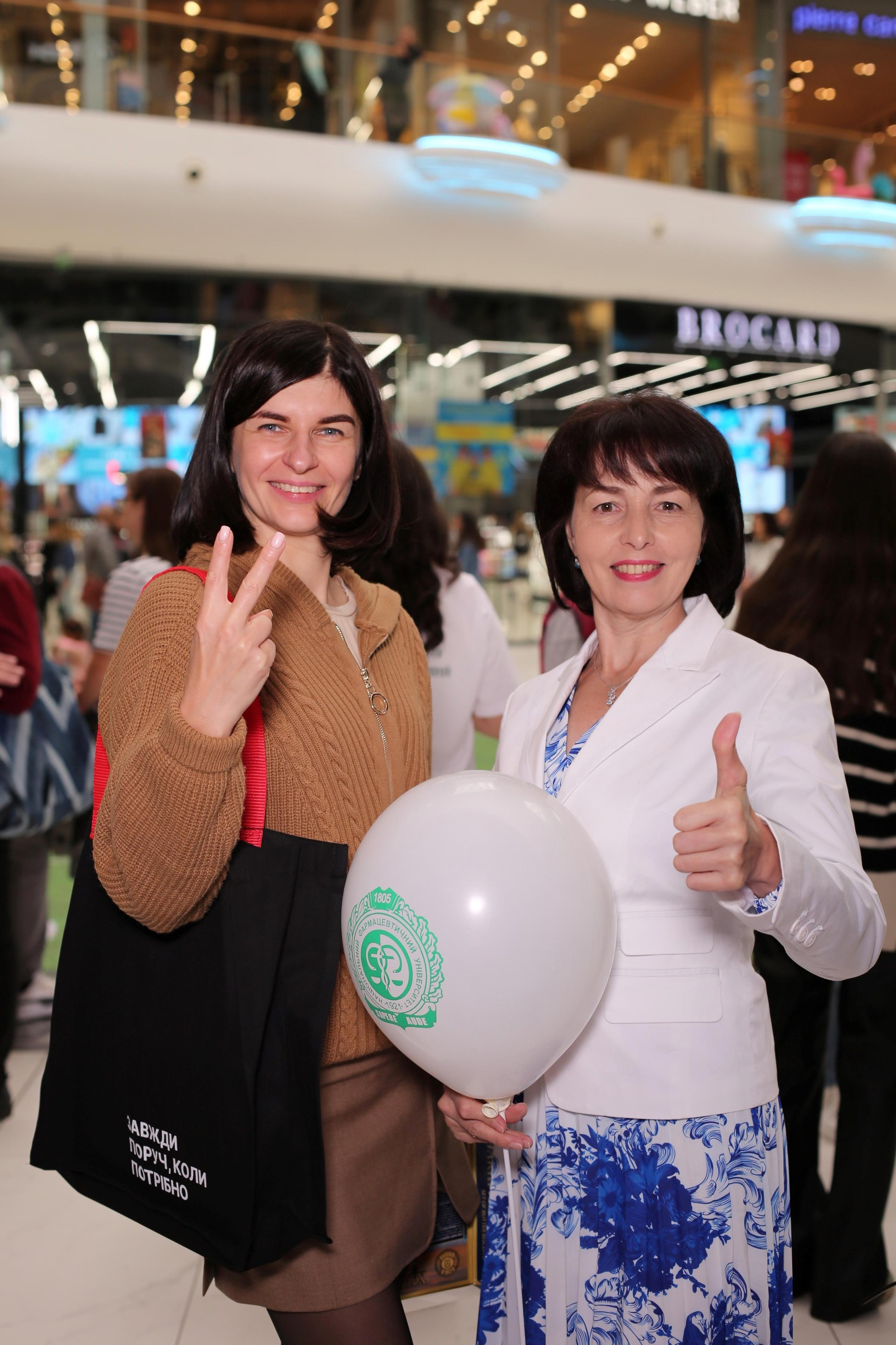 911 для НФАУ. Аренды интерактивных фотозон в Харькове