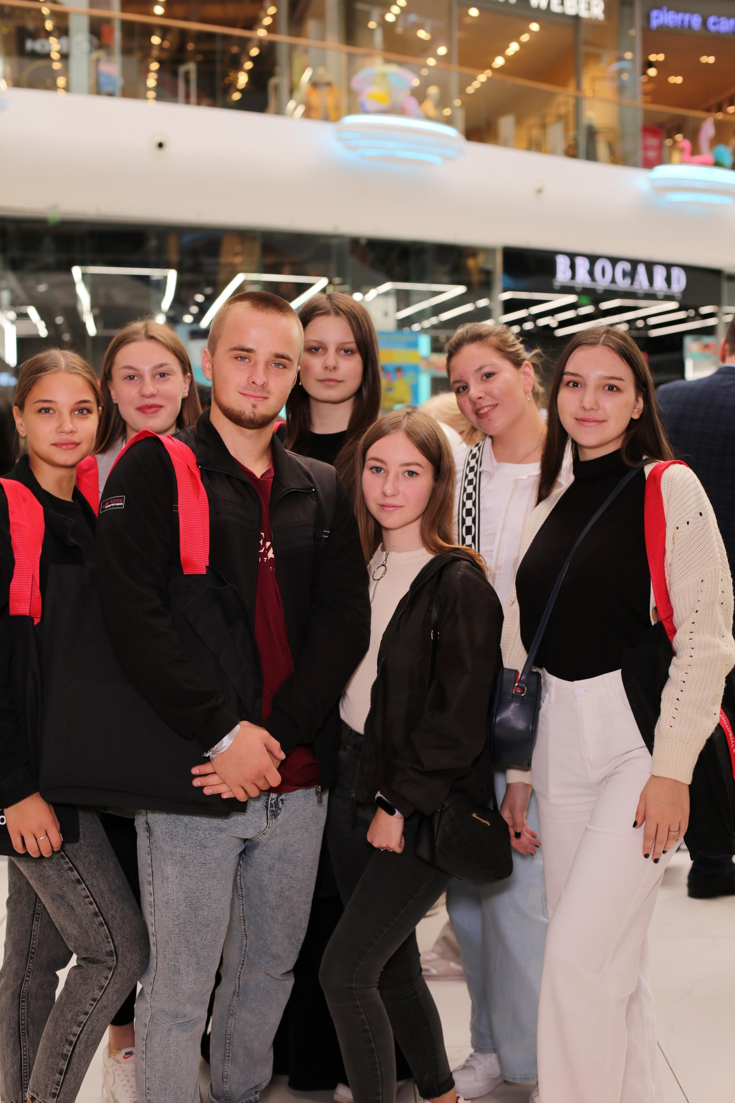 911 для НФАУ. Аренды интерактивных фотозон в Харькове