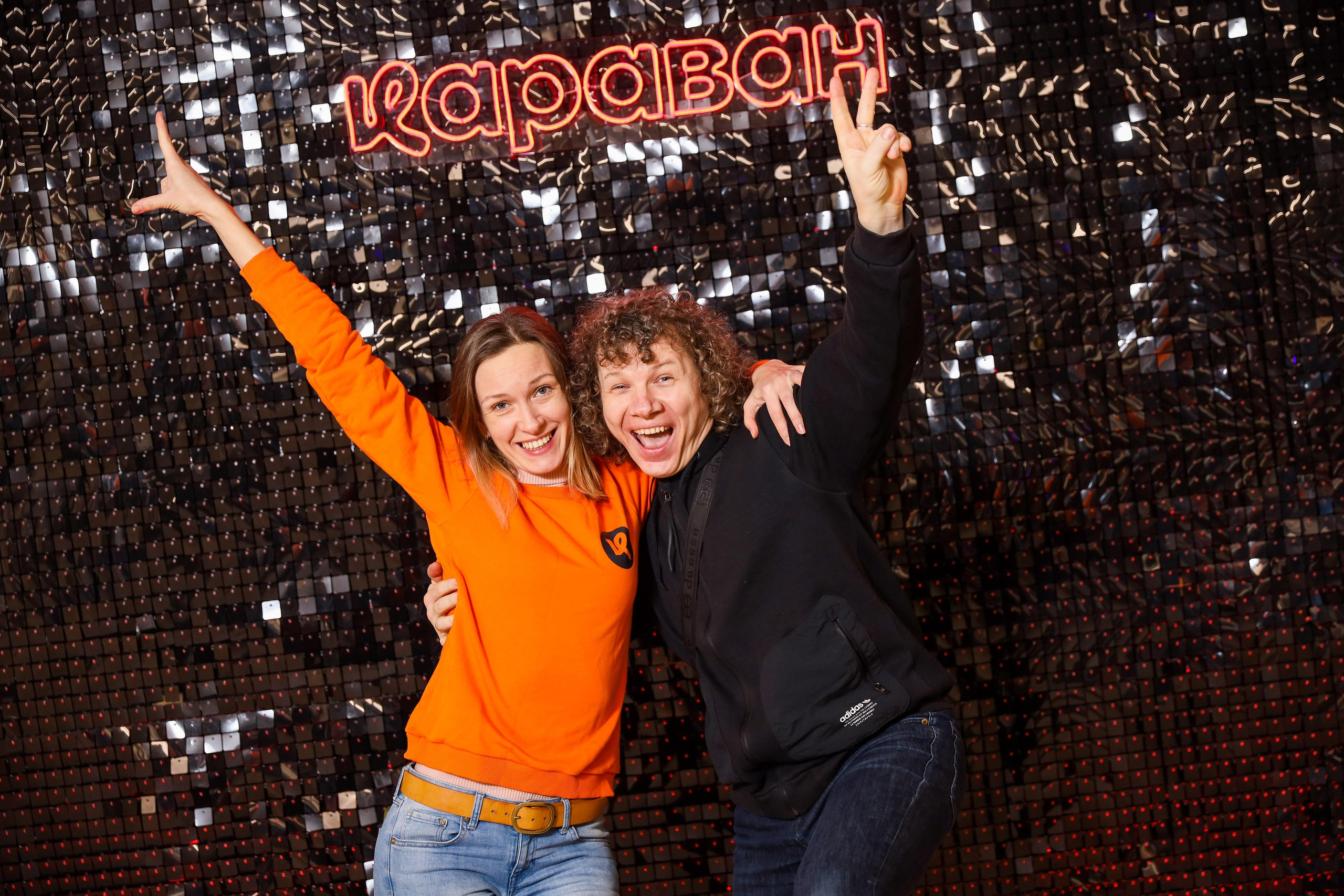 Фотомозаїка на 580 фото для ТРЦ Караван. Аренды интерактивных фотозон в Харькове