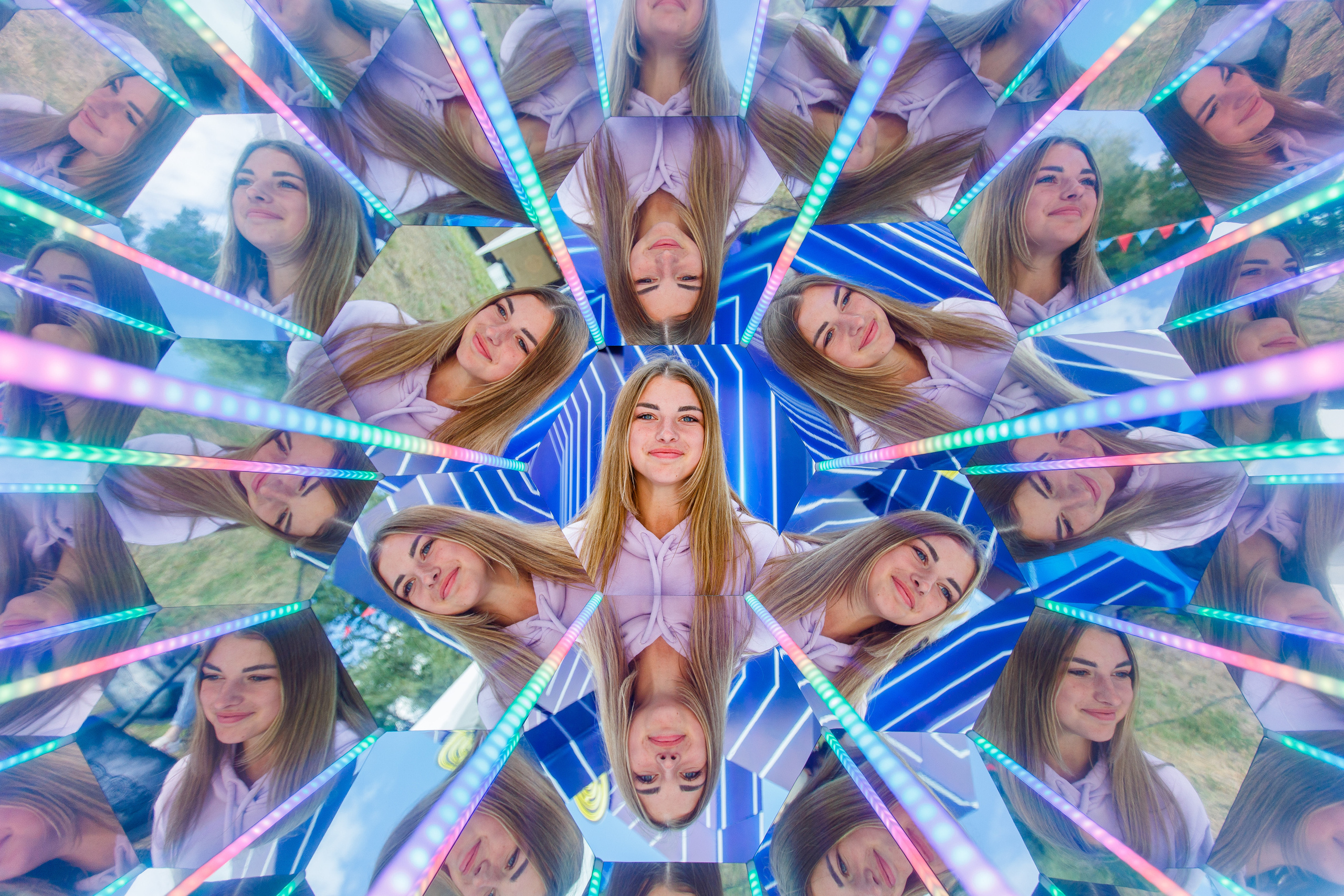 NIX (04.09.2021). Аренды интерактивных фотозон в Харькове