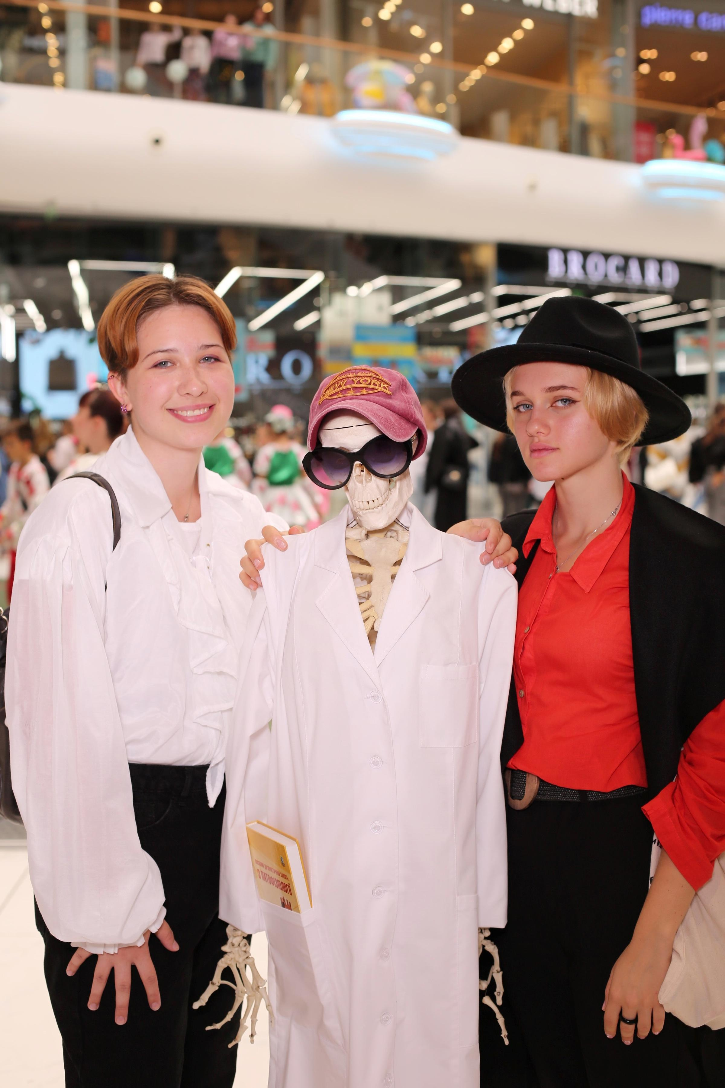 911 для НФАУ. Аренды интерактивных фотозон в Харькове