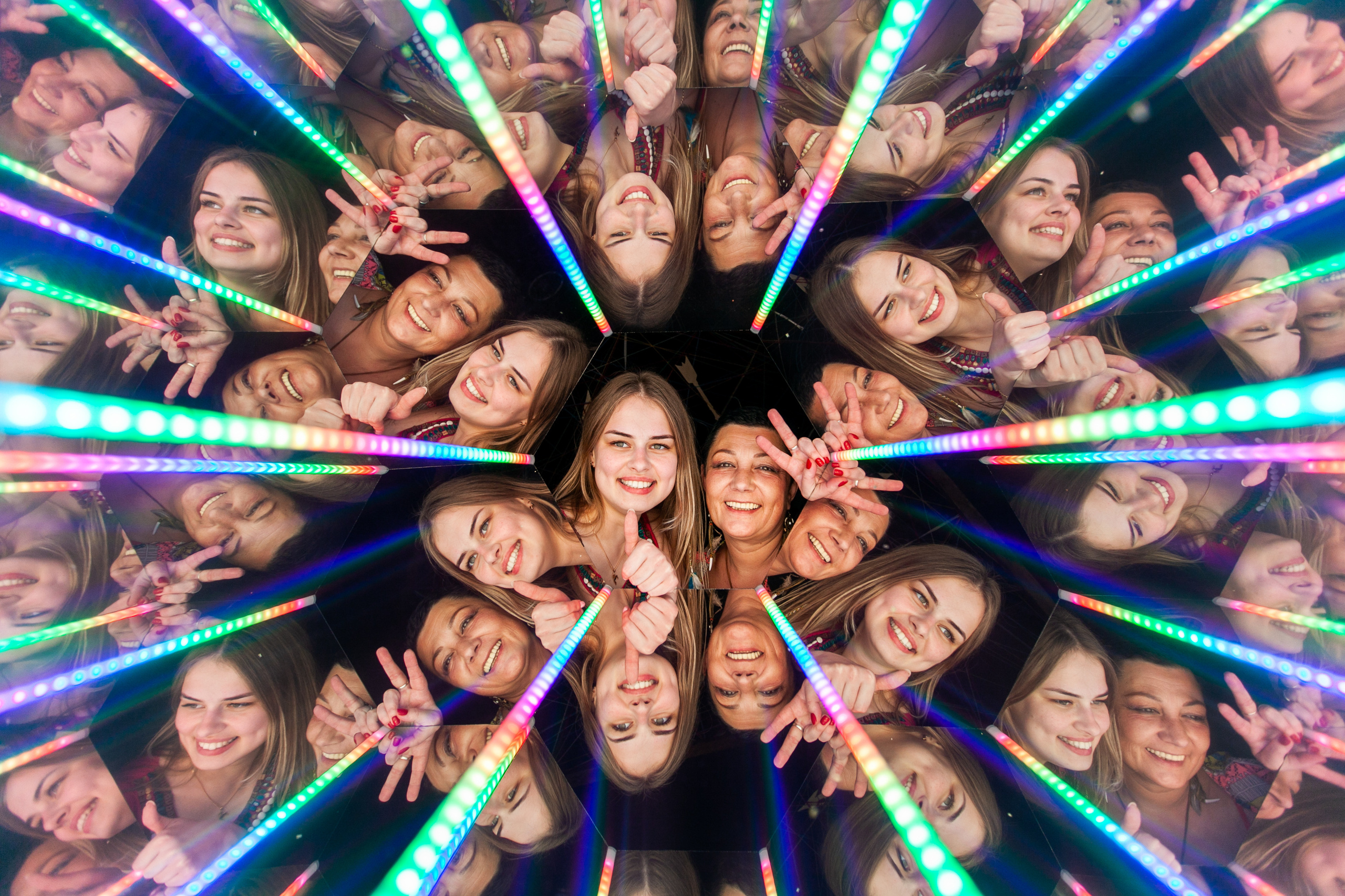 ЕРЦ Калейдоскоп. Аренды интерактивных фотозон в Харькове