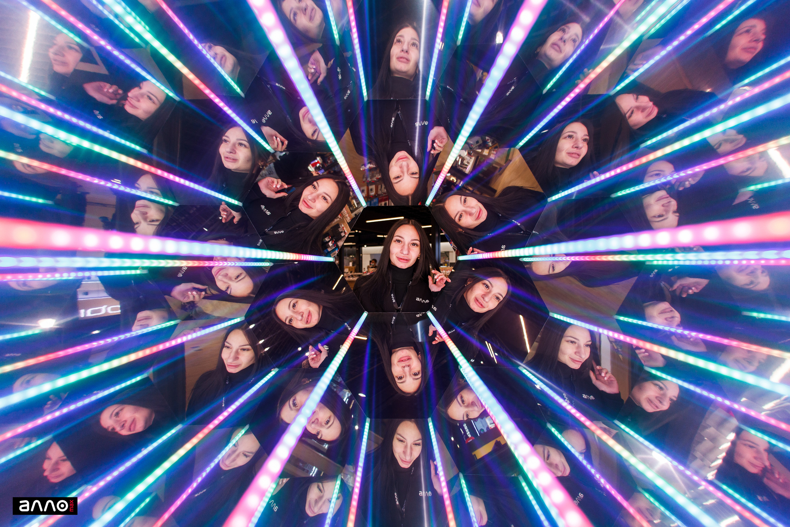 АЛЛО Калейдоскоп. Аренды интерактивных фотозон в Харькове