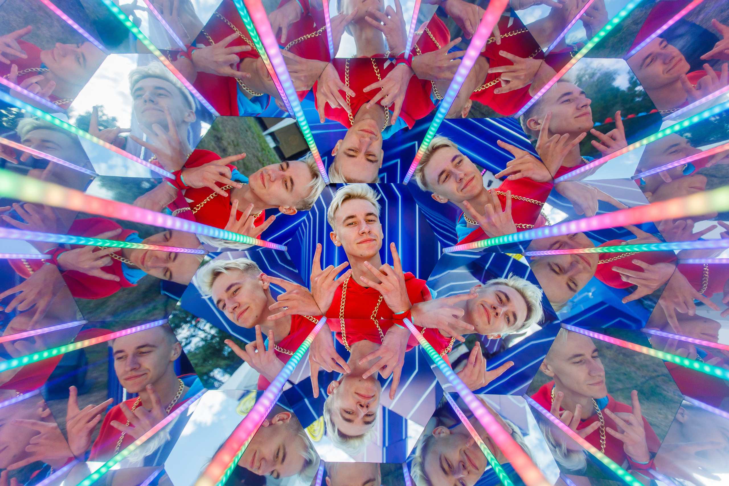 NIX (04.09.2021). Аренды интерактивных фотозон в Харькове