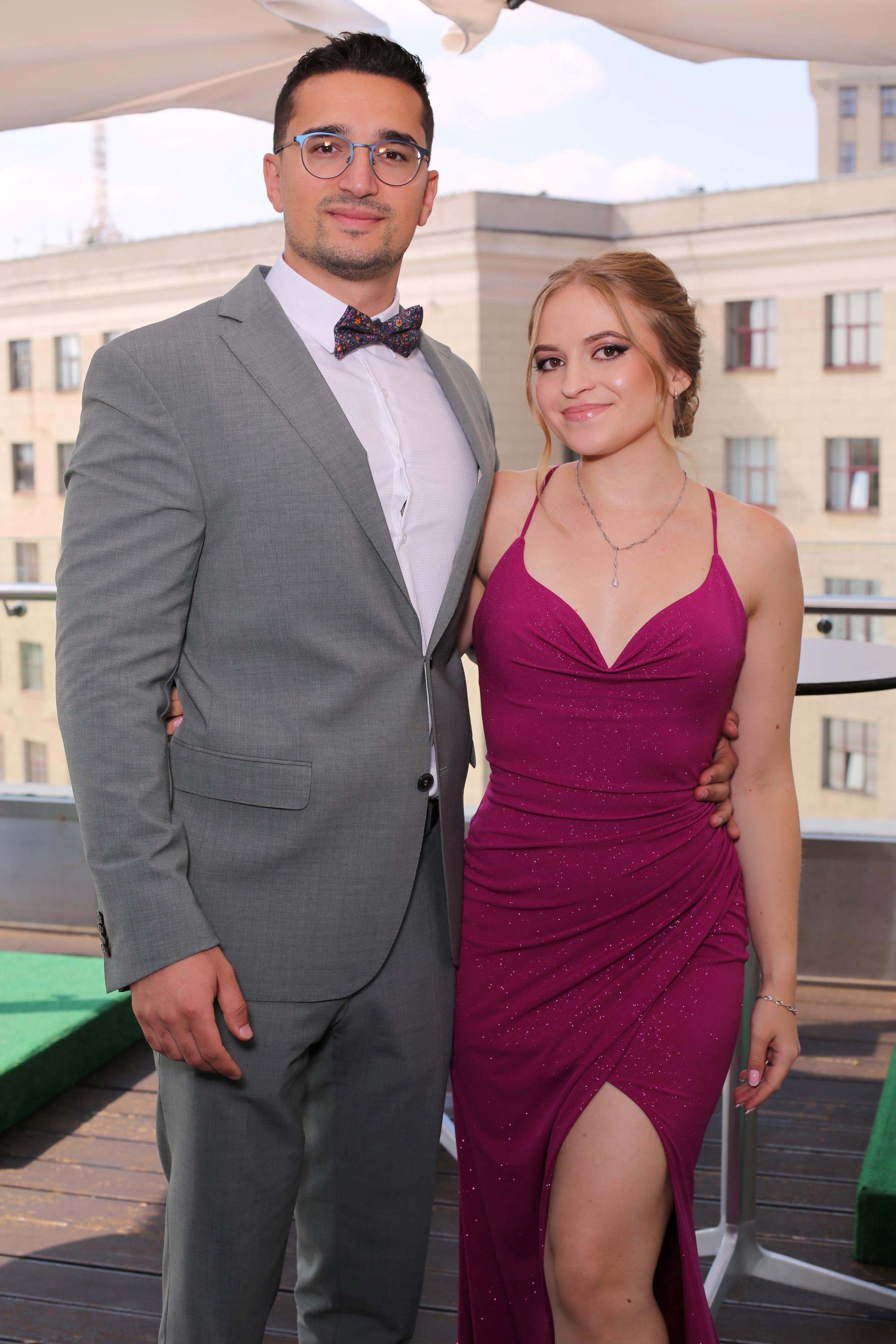 Максим та Іветта (AiR PhotoBox). Оренда інтерактивних фотозон у Харкові