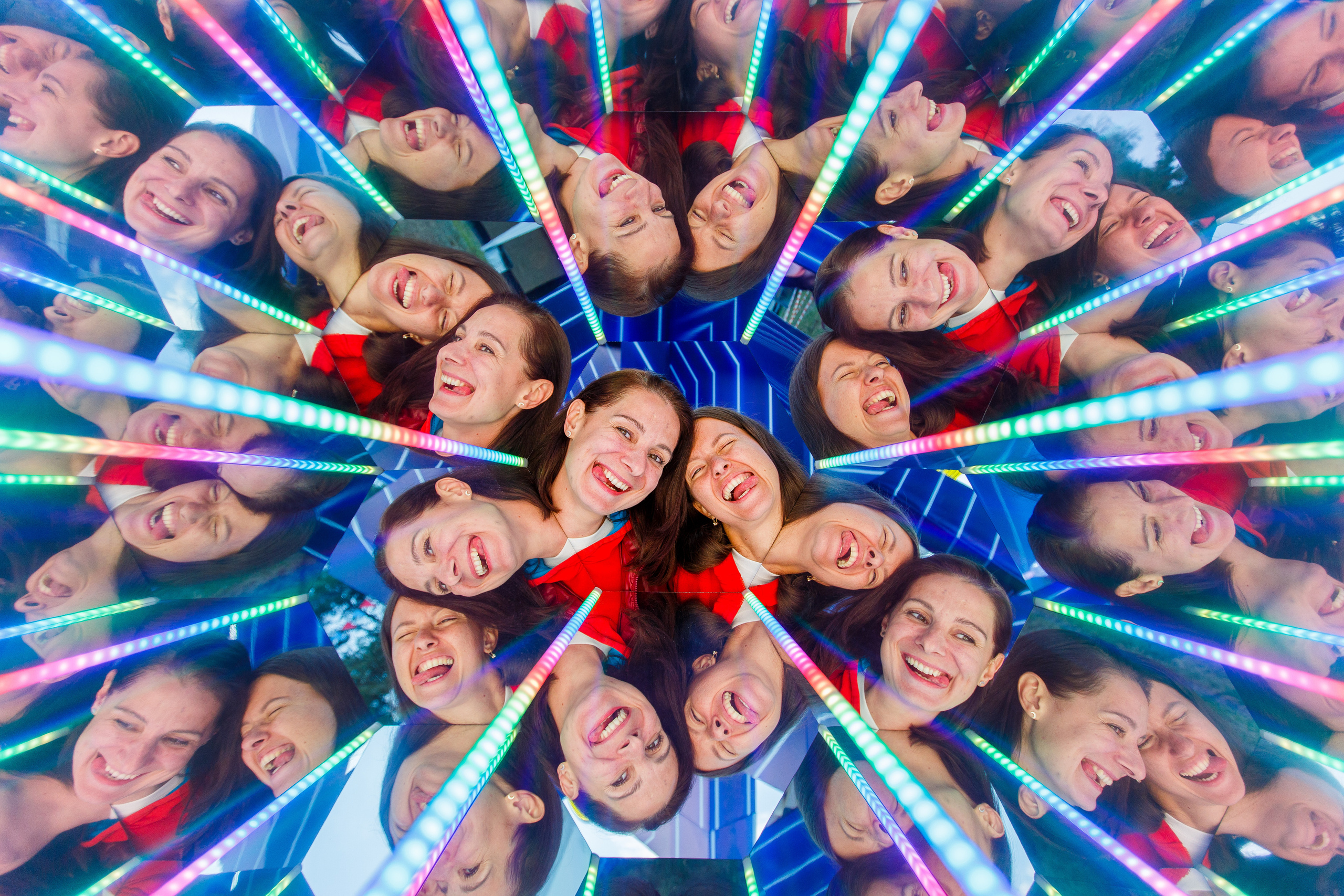 NIX (04.09.2021). Аренды интерактивных фотозон в Харькове