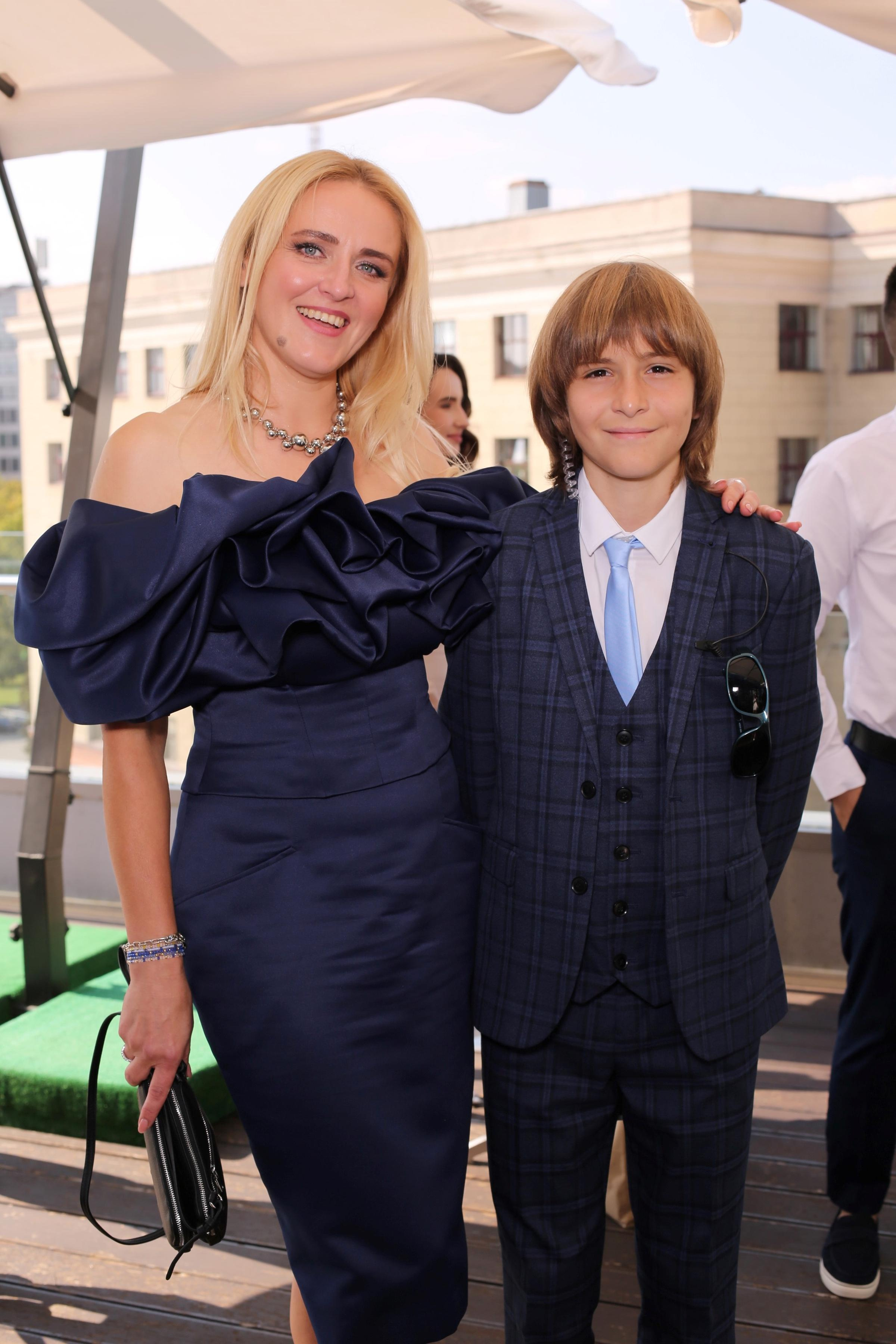 Максим та Іветта (AiR PhotoBox). Оренда інтерактивних фотозон у Харкові