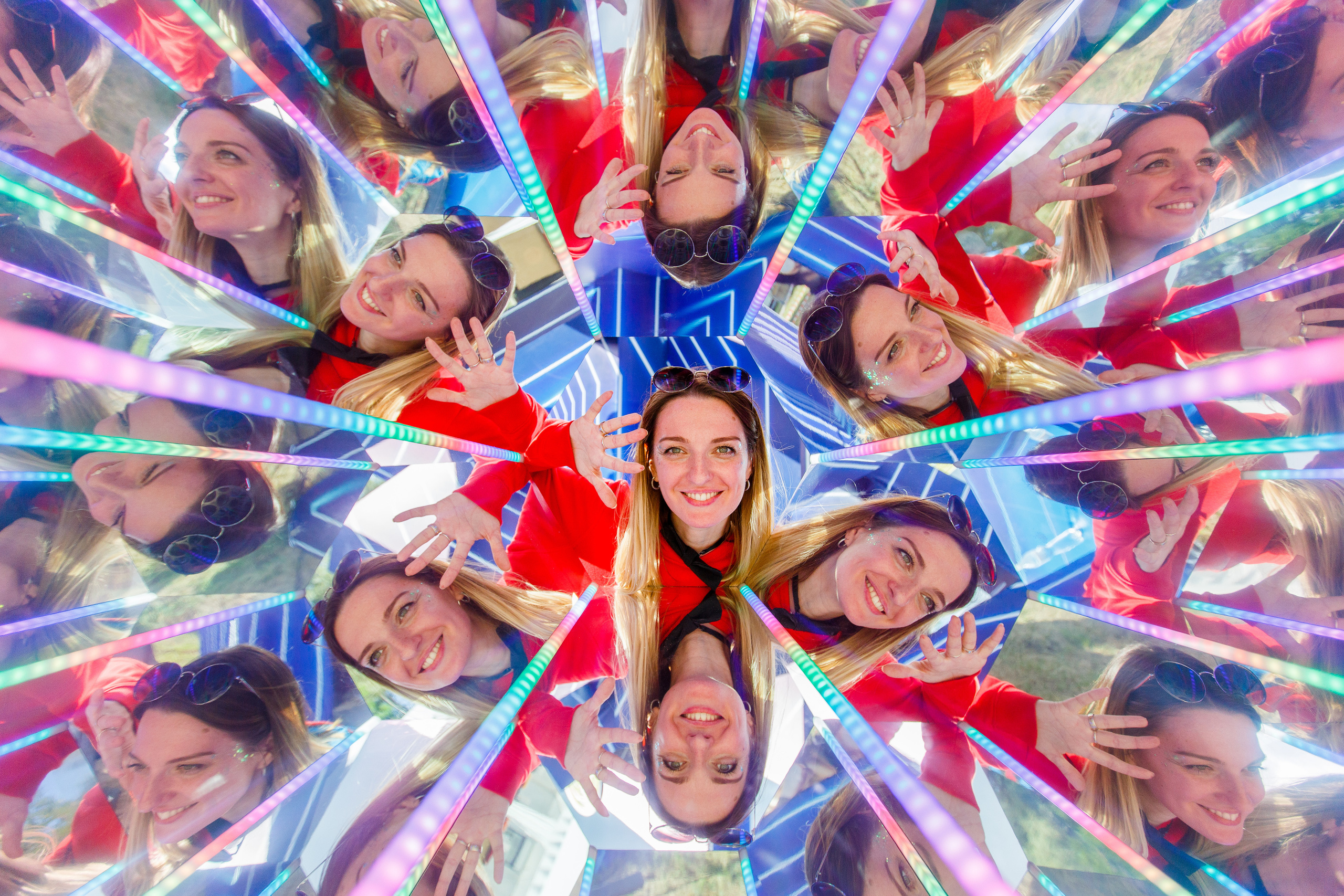 NIX (04.09.2021). Аренды интерактивных фотозон в Харькове