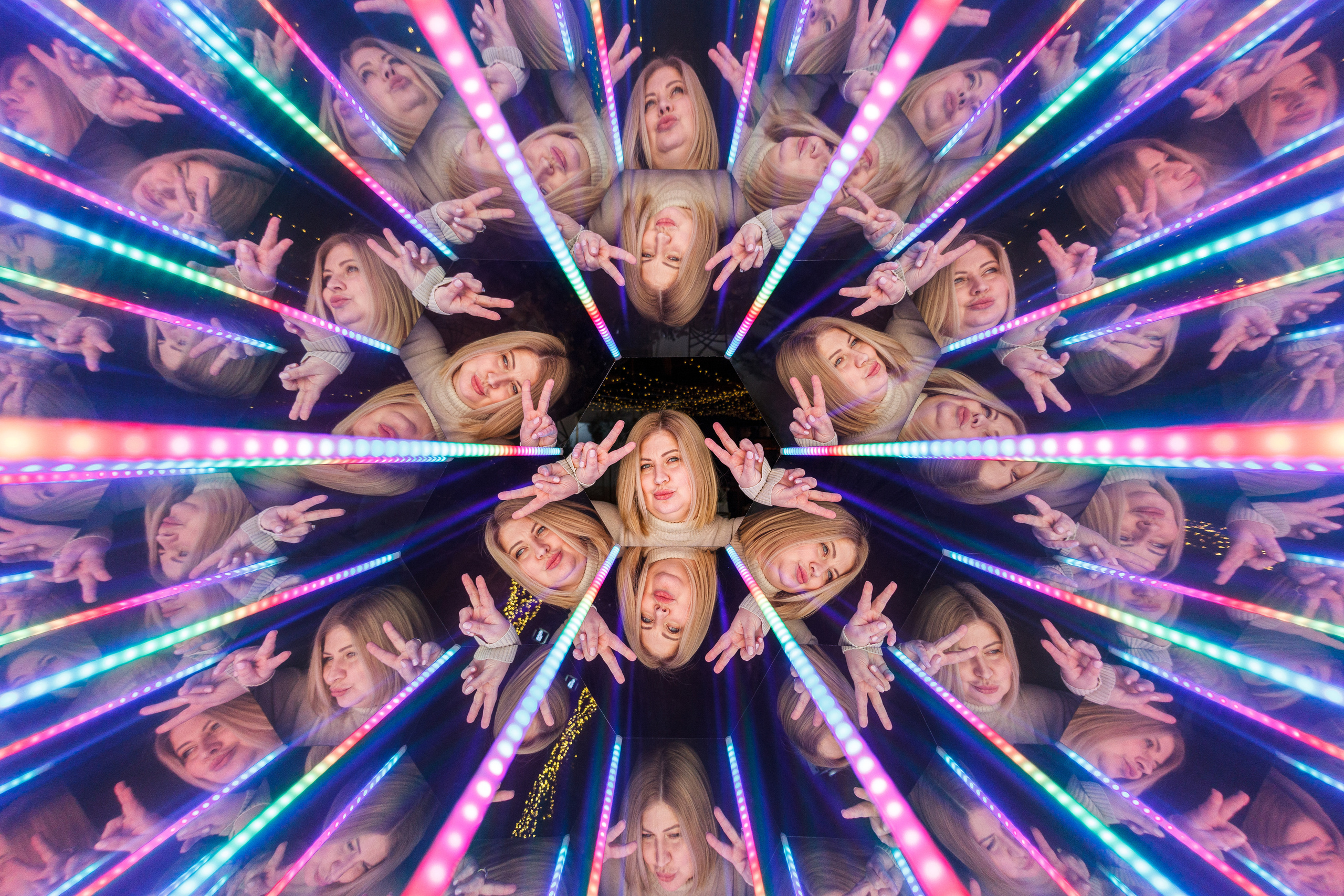 Калейдоскоп на свадьбе Алексея и Ання. Аренды интерактивных фотозон в Харькове