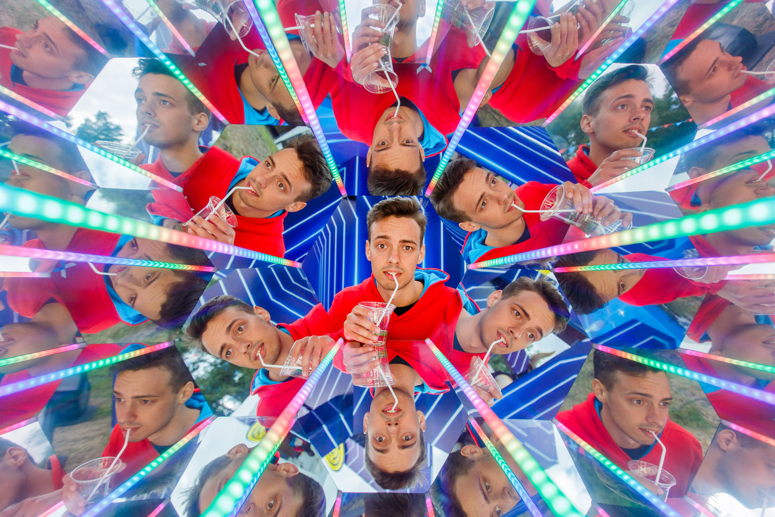 NIX (04.09.2021). Аренды интерактивных фотозон в Харькове