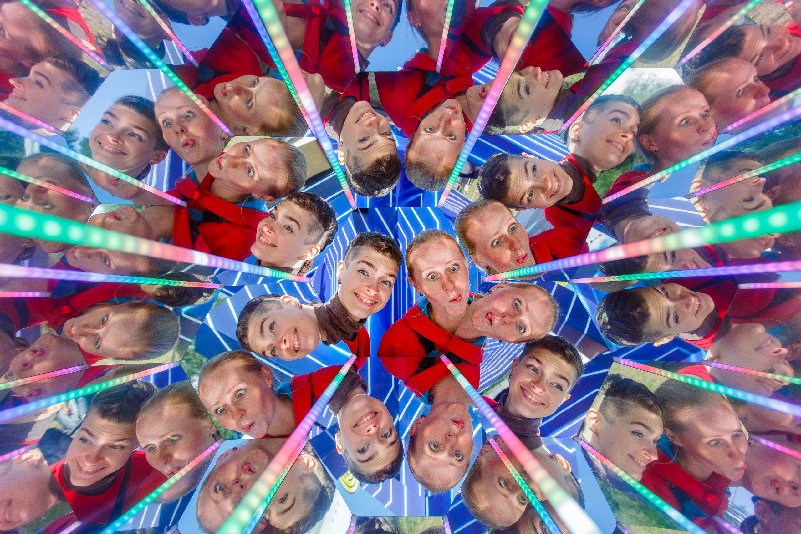 NIX (04.09.2021). Аренды интерактивных фотозон в Харькове