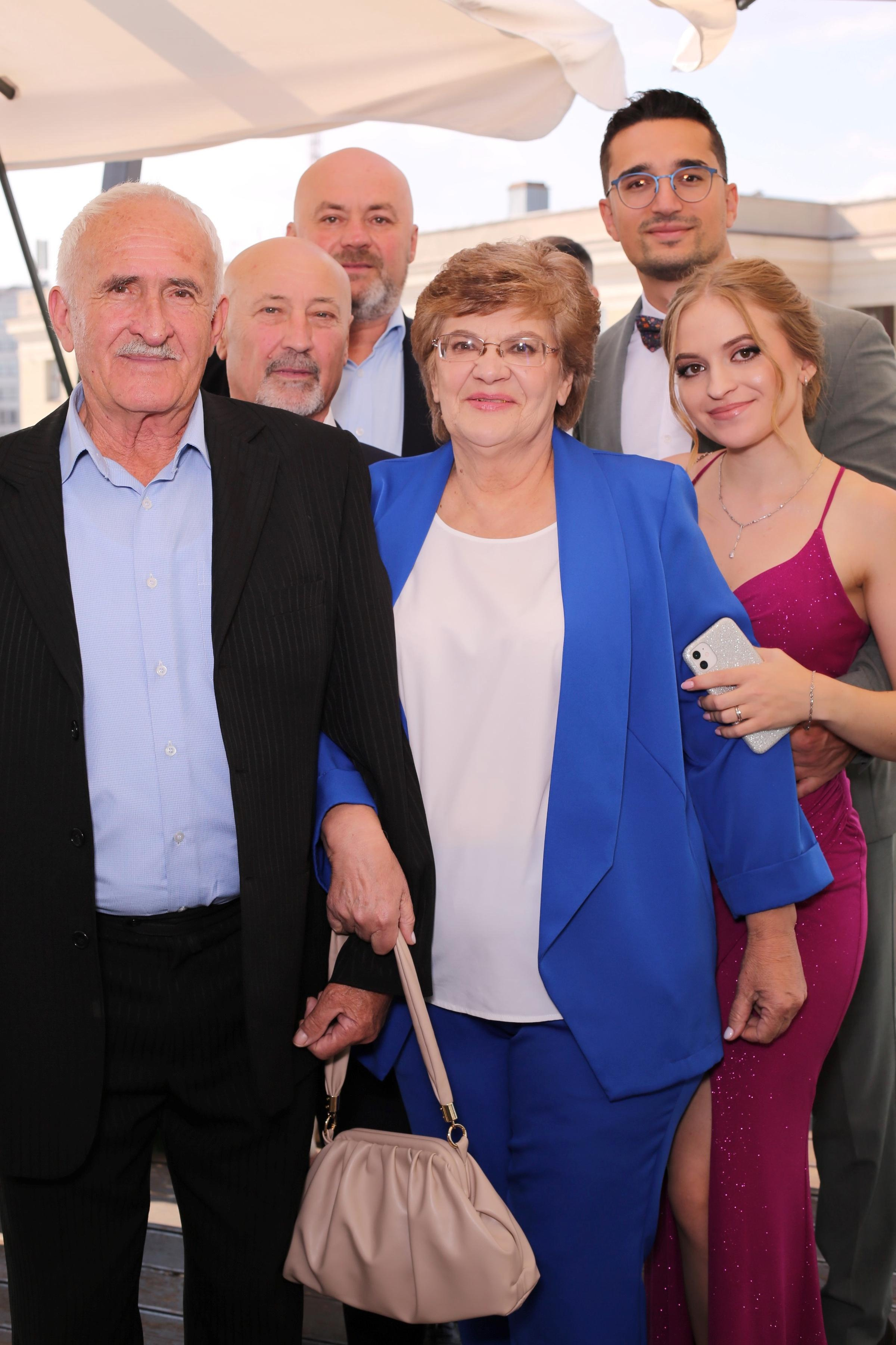 Максим та Іветта (AiR PhotoBox). Оренда інтерактивних фотозон у Харкові