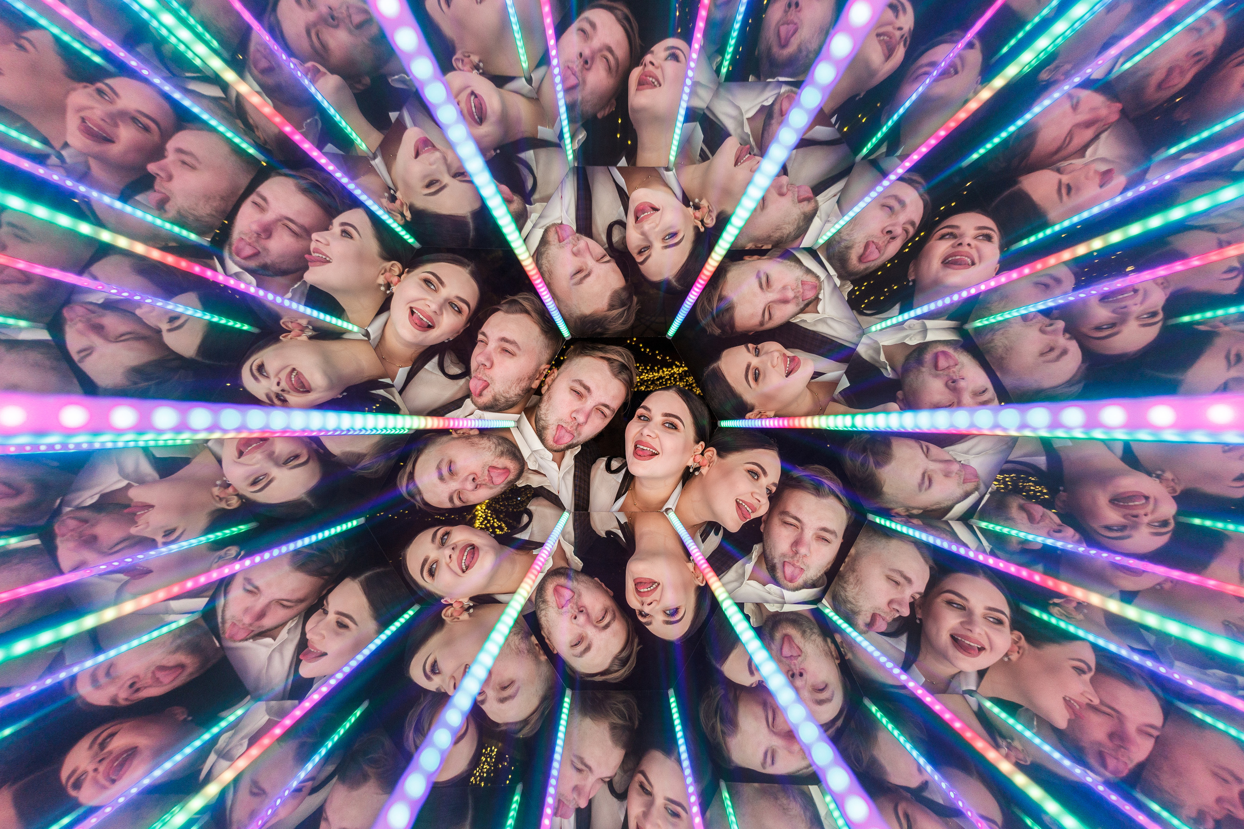 Калейдоскоп на свадьбе Алексея и Ання. Аренды интерактивных фотозон в Харькове