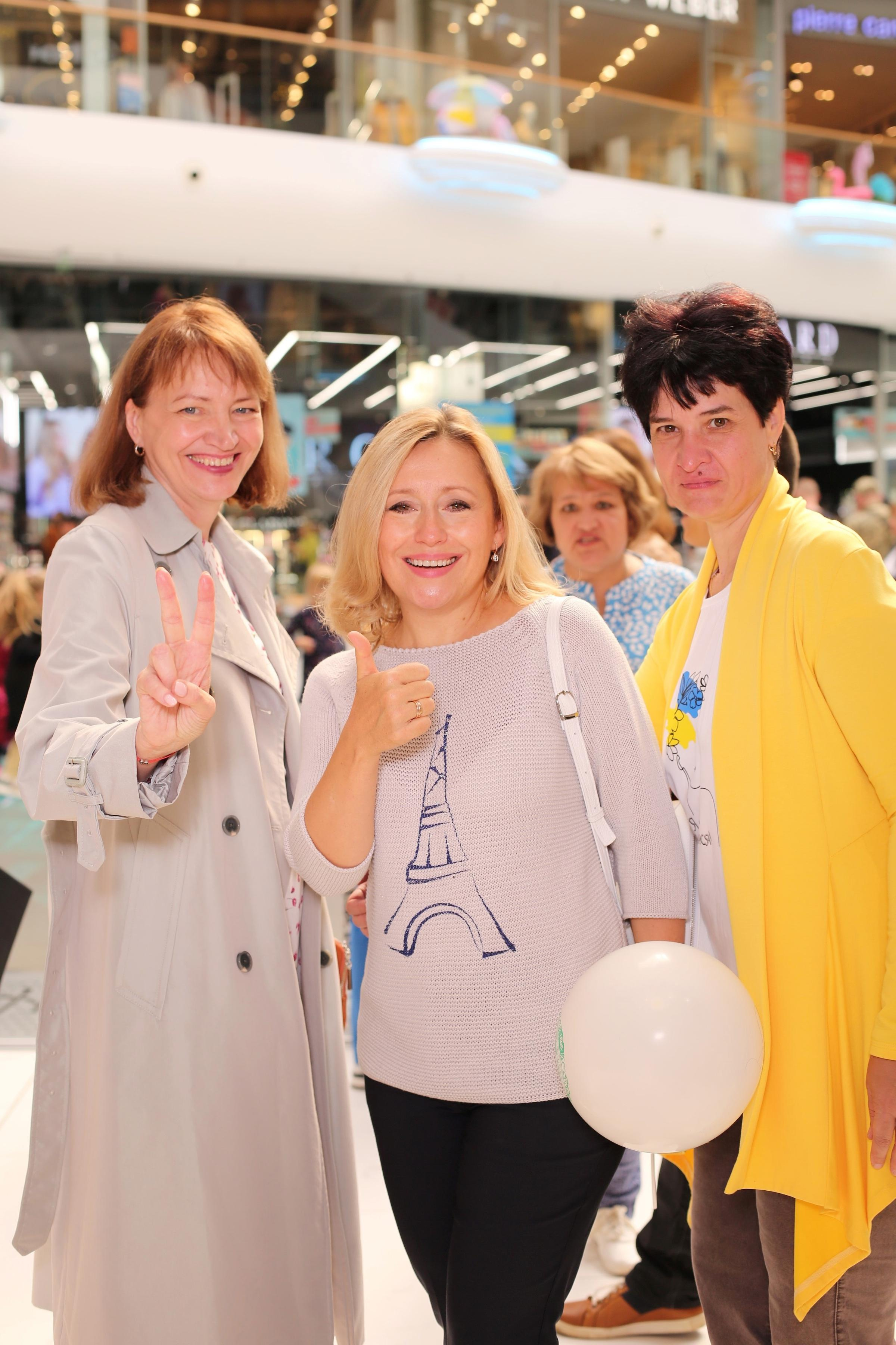 911 для НФАУ. Аренды интерактивных фотозон в Харькове