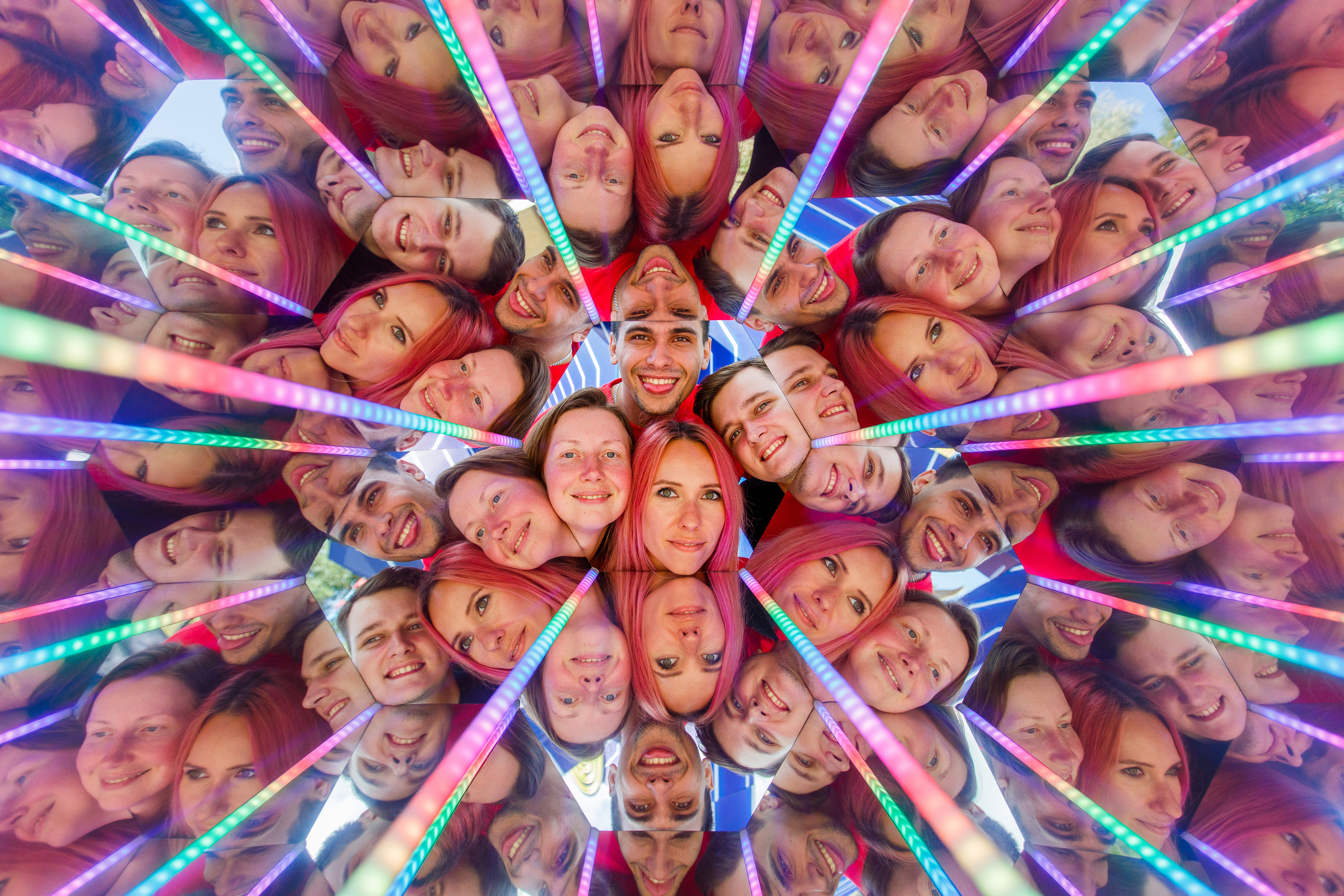 NIX (04.09.2021). Аренды интерактивных фотозон в Харькове