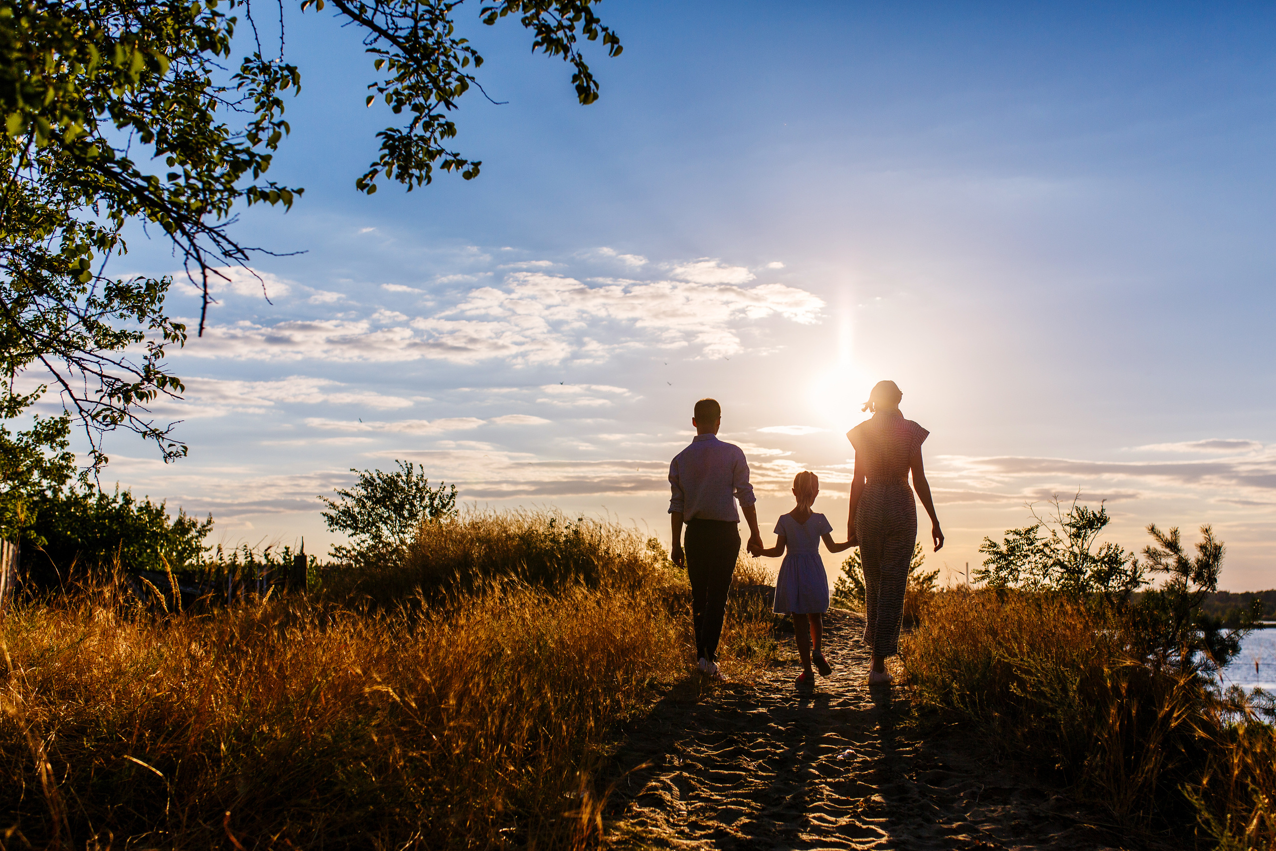 Андрей, Люда и Вера. Аренды интерактивных фотозон в Харькове