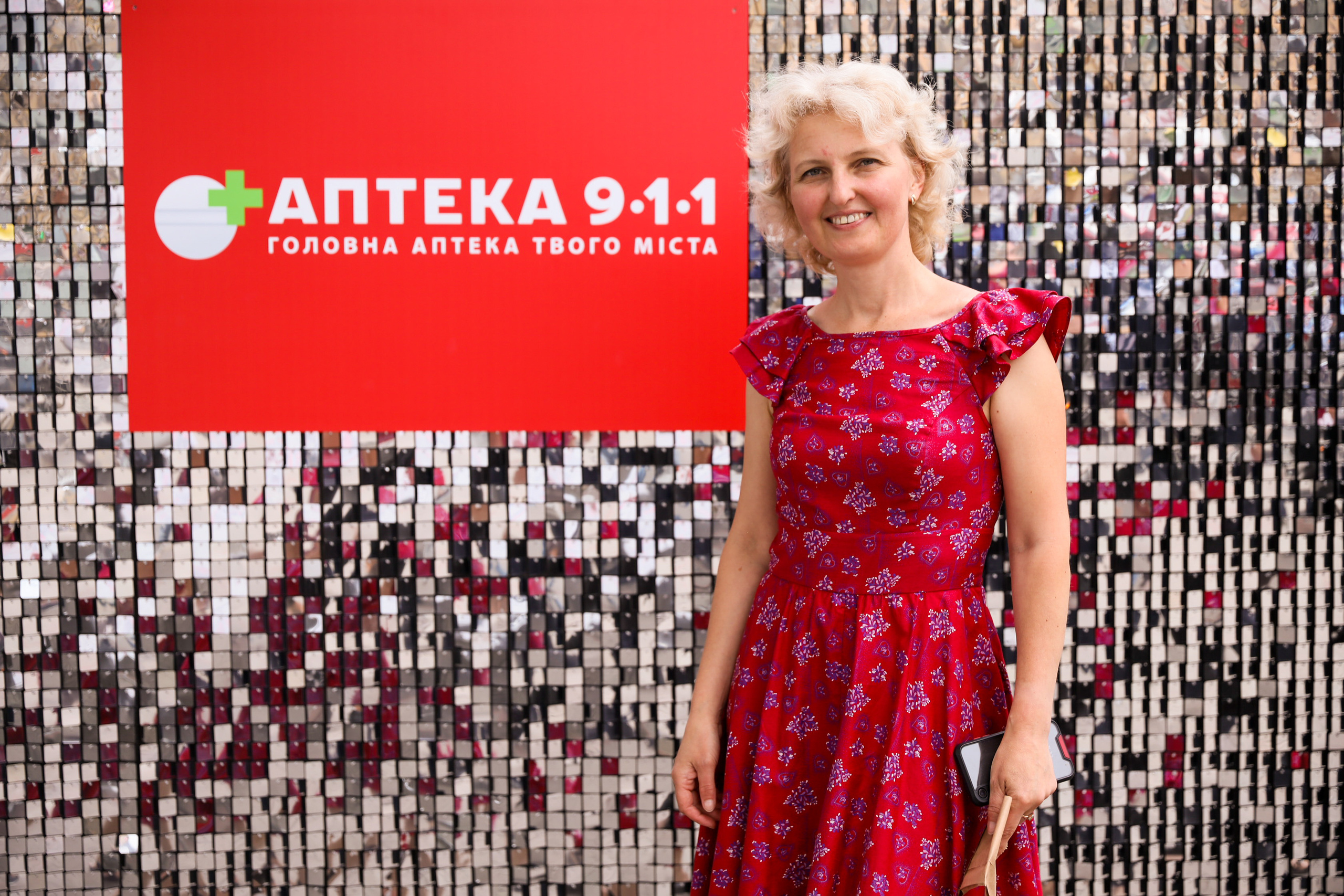 Аптека 911 (Фотомозаїка). Аренды интерактивных фотозон в Харькове