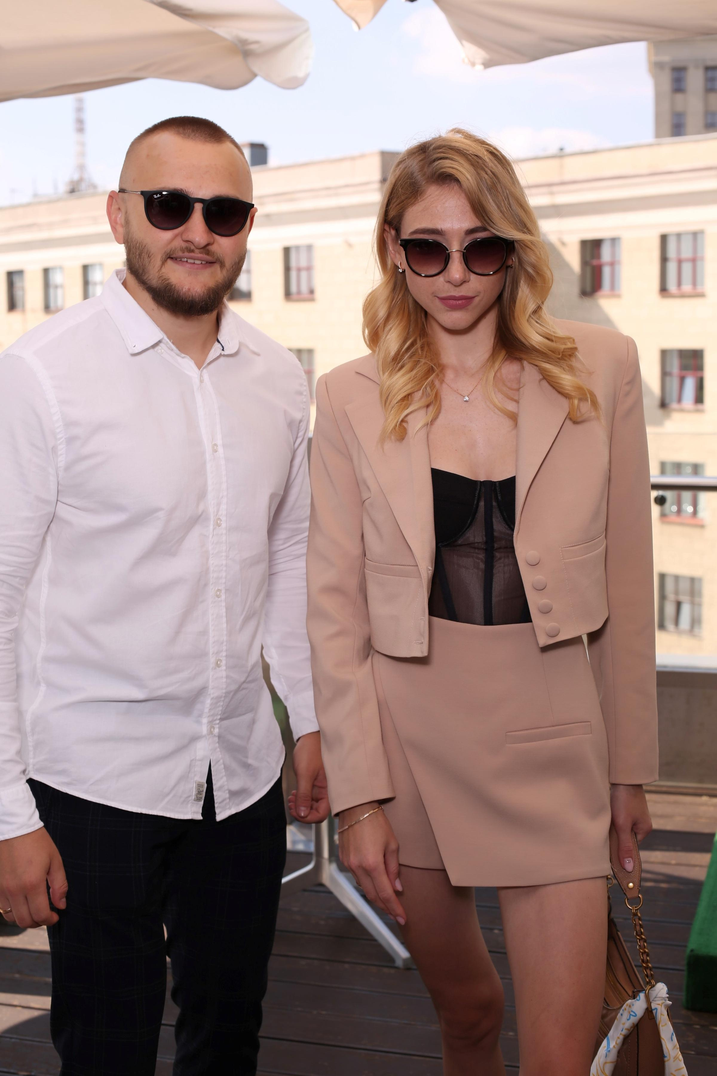 Максим та Іветта (AiR PhotoBox). Оренда інтерактивних фотозон у Харкові