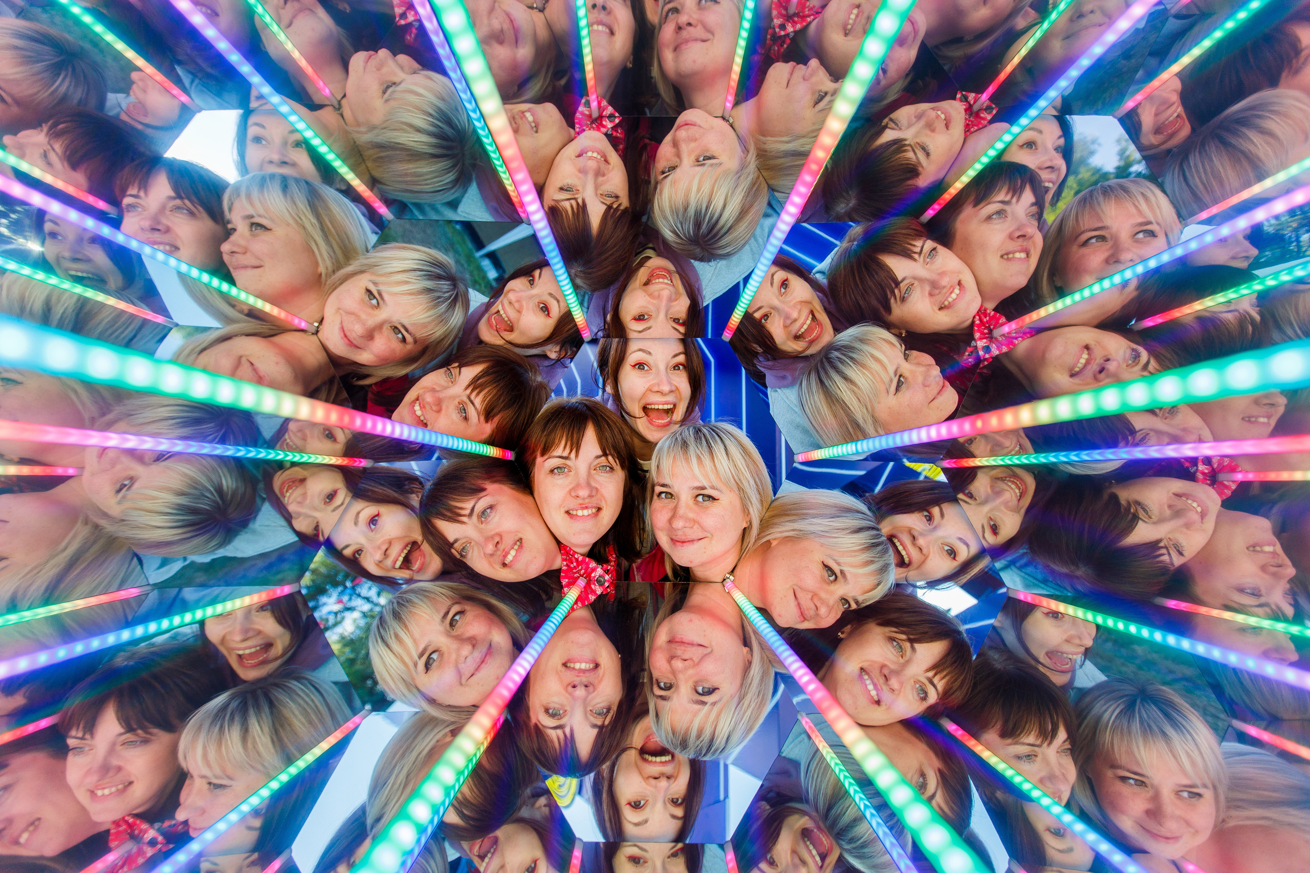 NIX (04.09.2021). Аренды интерактивных фотозон в Харькове