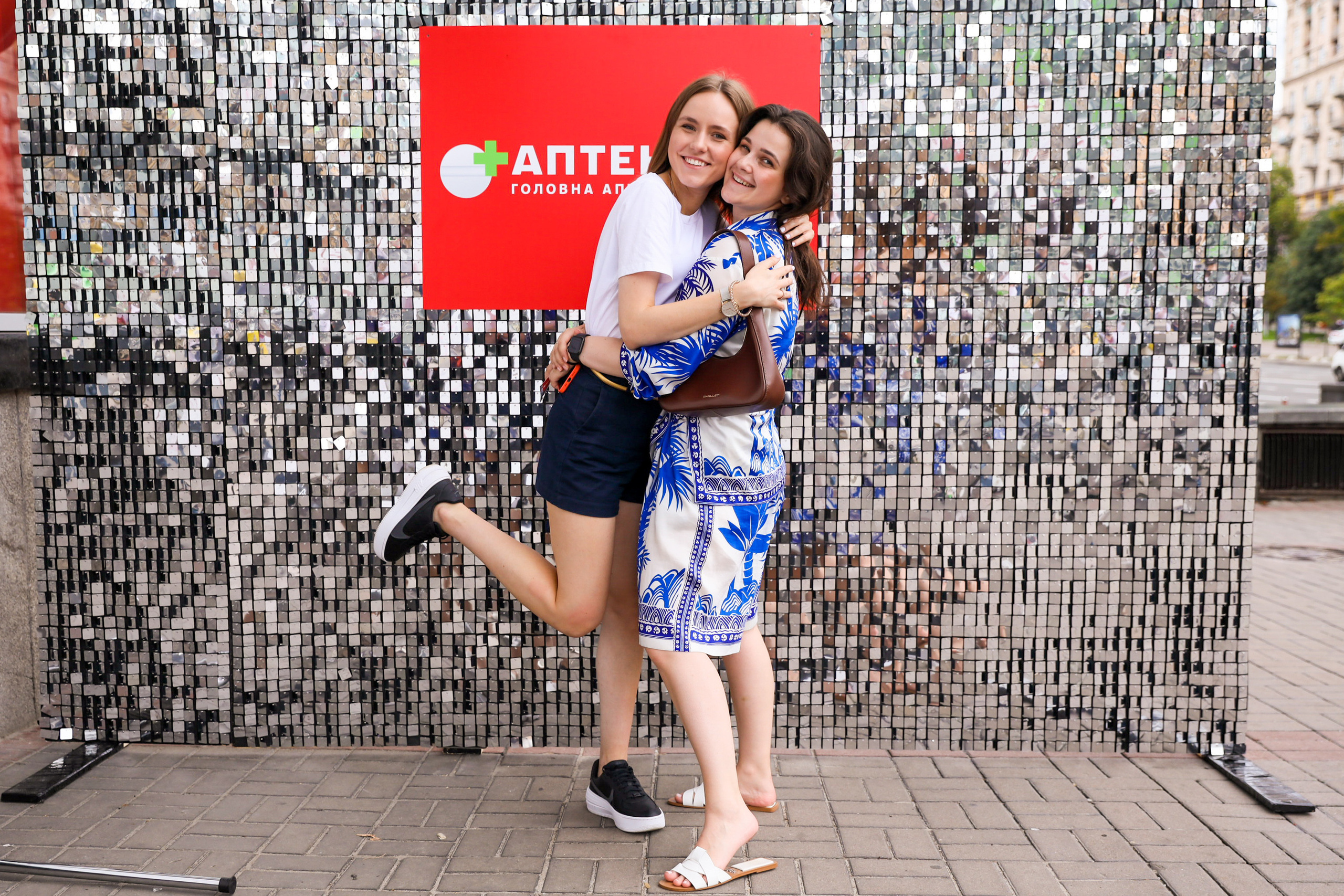 Аптека 911 (Фотомозаїка). Аренды интерактивных фотозон в Харькове