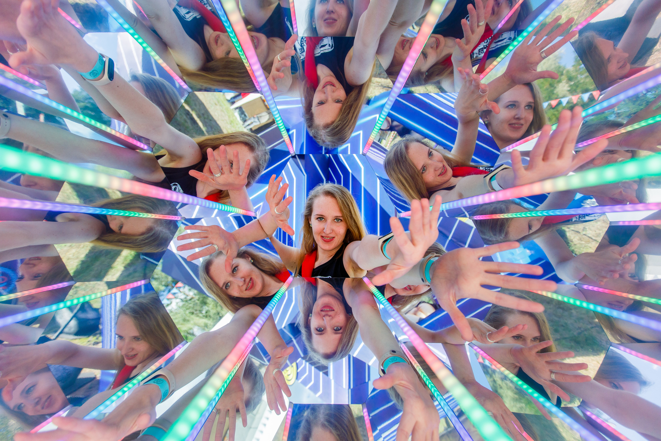 NIX (04.09.2021). Аренды интерактивных фотозон в Харькове