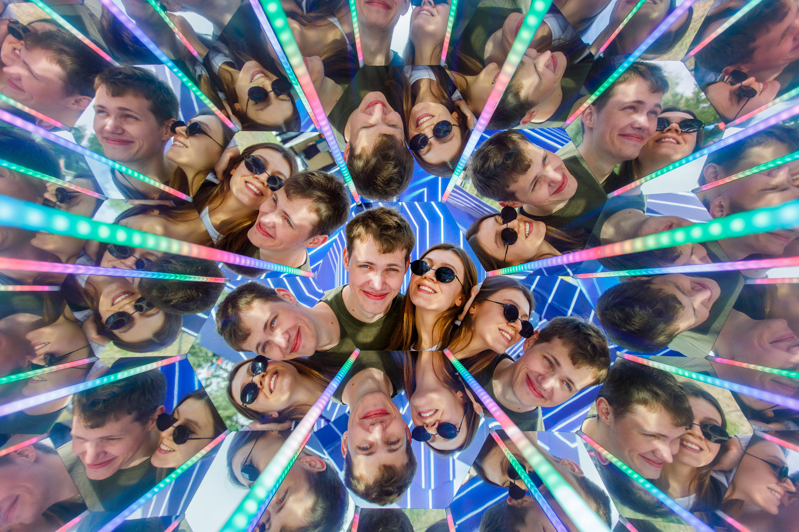 NIX (04.09.2021). Аренды интерактивных фотозон в Харькове