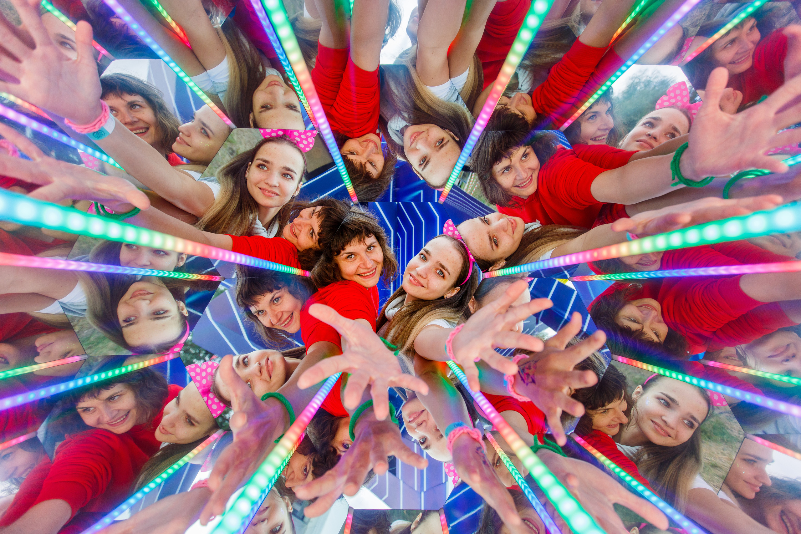 NIX (04.09.2021). Аренды интерактивных фотозон в Харькове