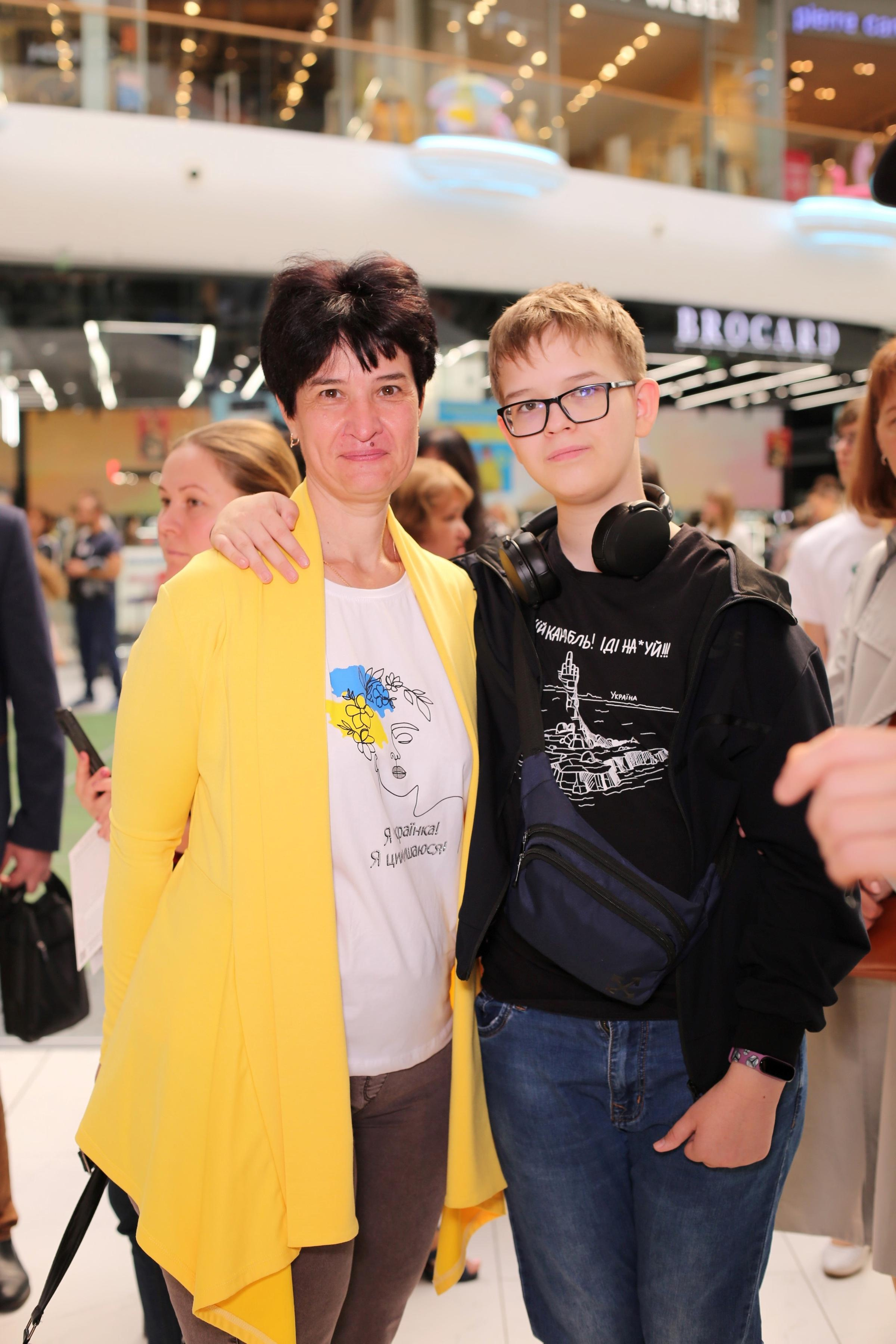 911 для НФАУ. Аренды интерактивных фотозон в Харькове