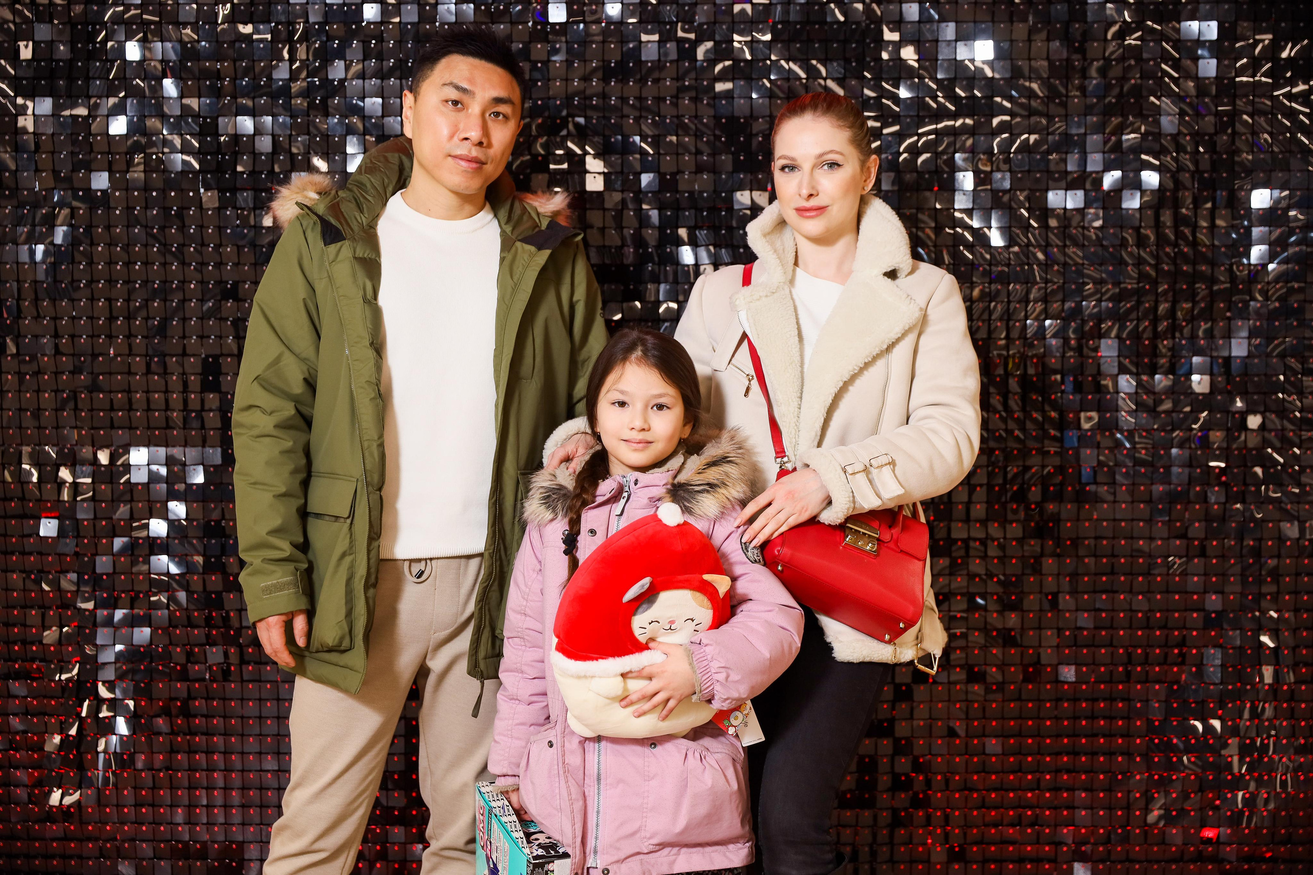 Фотомозаїка на 580 фото для ТРЦ Караван. Аренды интерактивных фотозон в Харькове