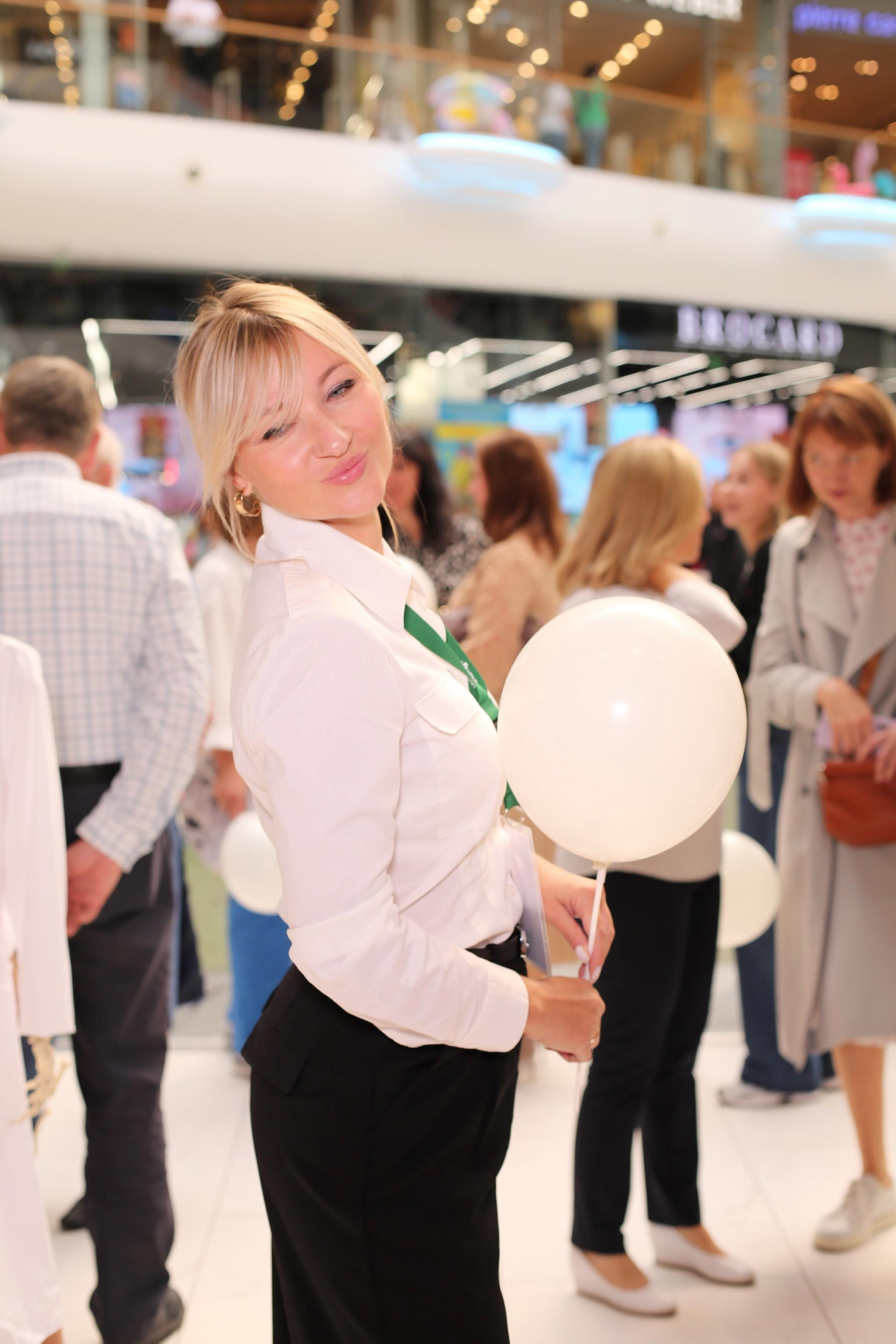 911 для НФАУ. Аренды интерактивных фотозон в Харькове