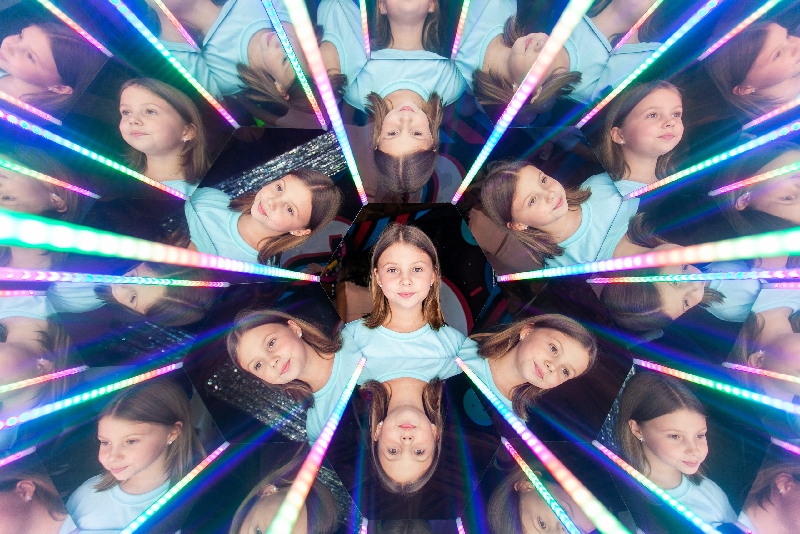 Калейдоскоп 28.08.2021. Аренды интерактивных фотозон в Харькове