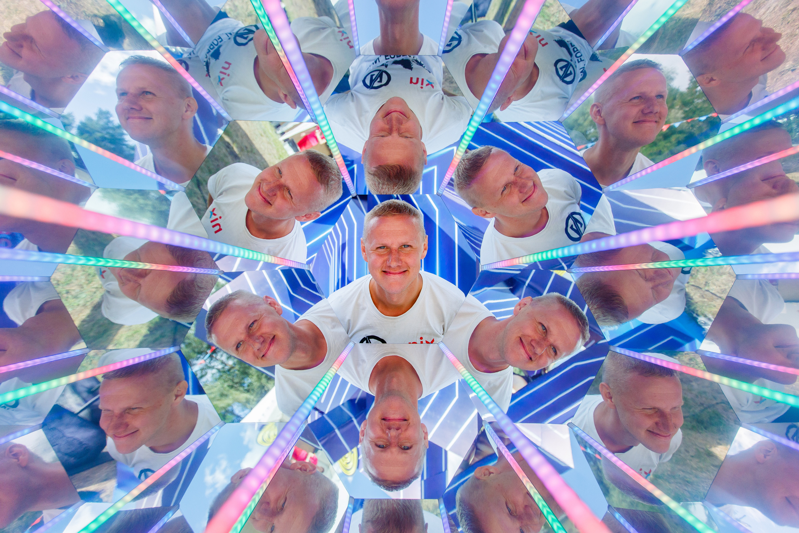 NIX (04.09.2021). Аренды интерактивных фотозон в Харькове